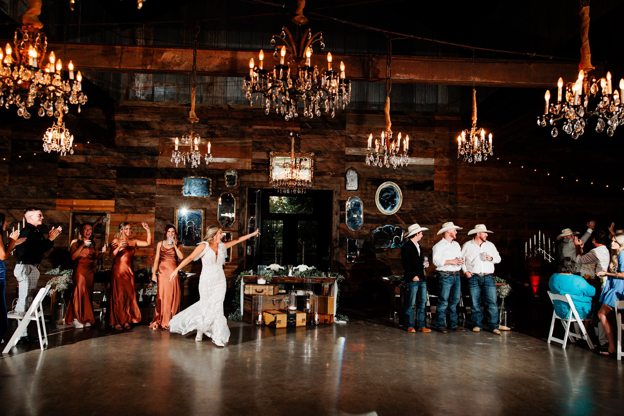 rustic-wedding-venue-sparrow-creek-ranch-north-texas (2).jpg