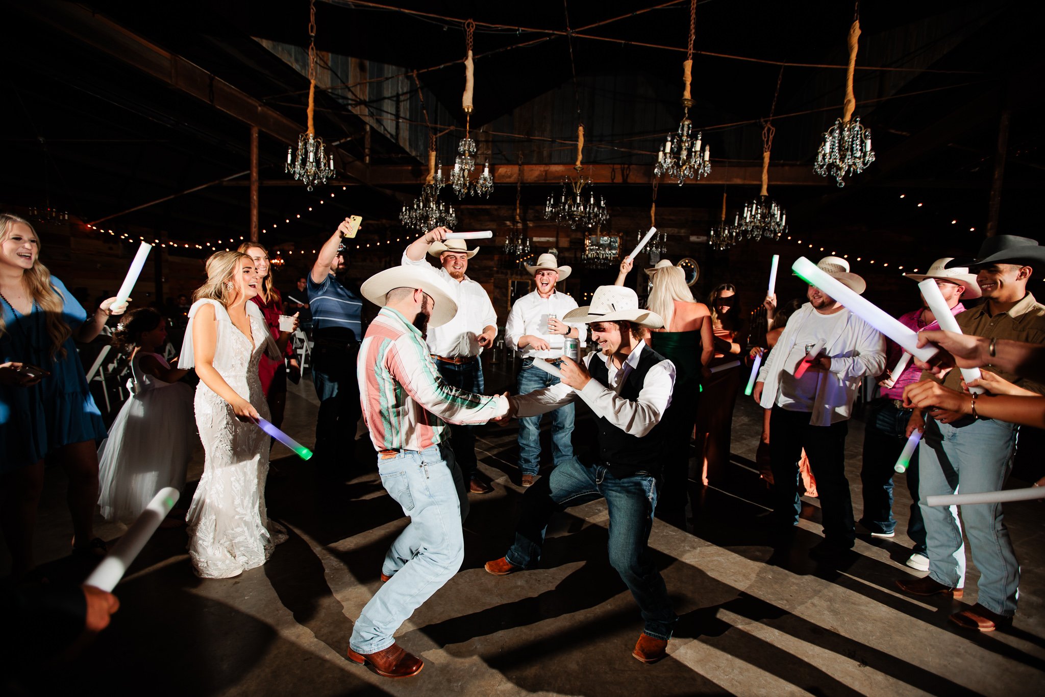 rustic-wedding-venue-sparrow-creek-ranch-north-texas (14).jpg