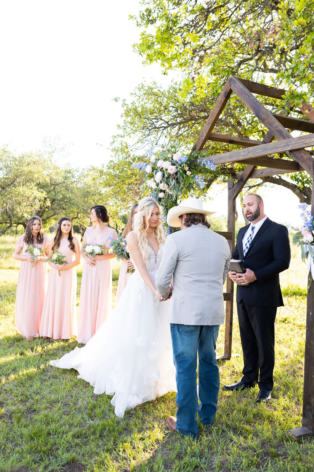 ranch-weddings-sparrow-creek-ranch-wedding-venue-texas (16).jpg