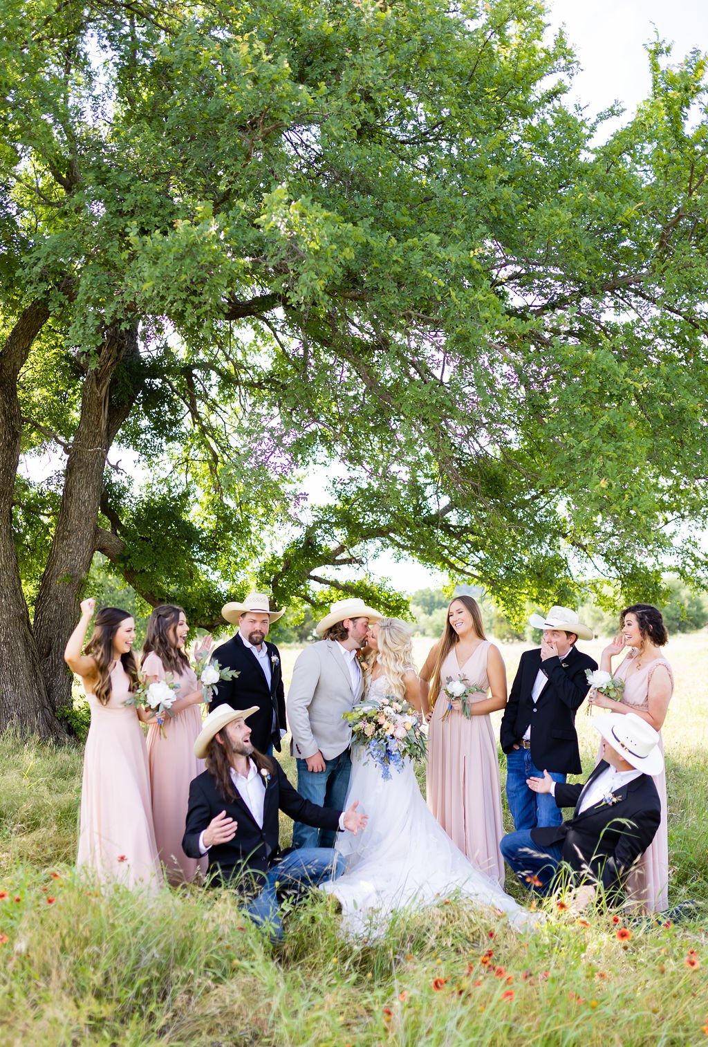 rustic-texas-wedding-venue-scr (129).jpg
