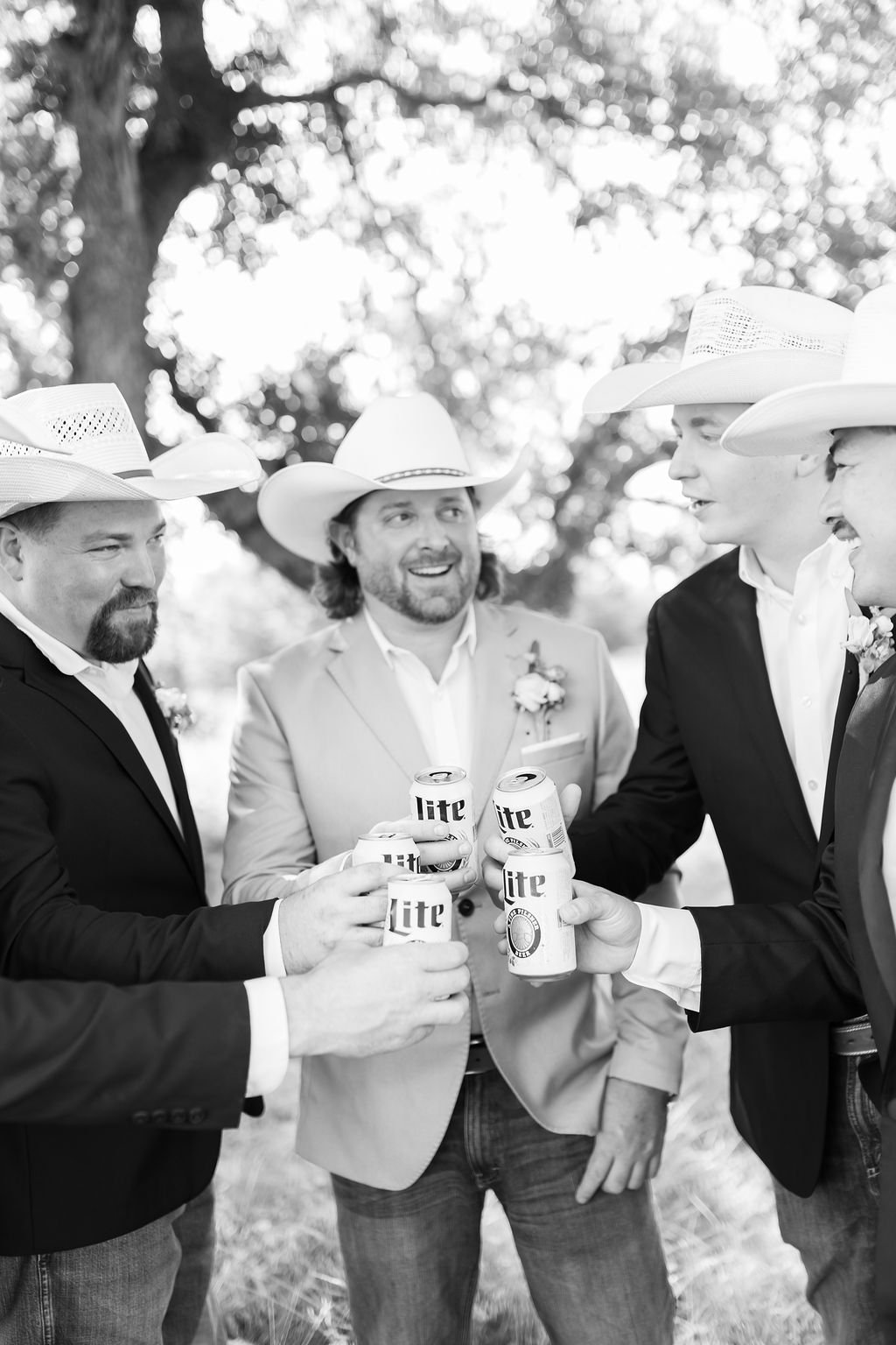 rustic-texas-wedding-venue-scr (143).jpg