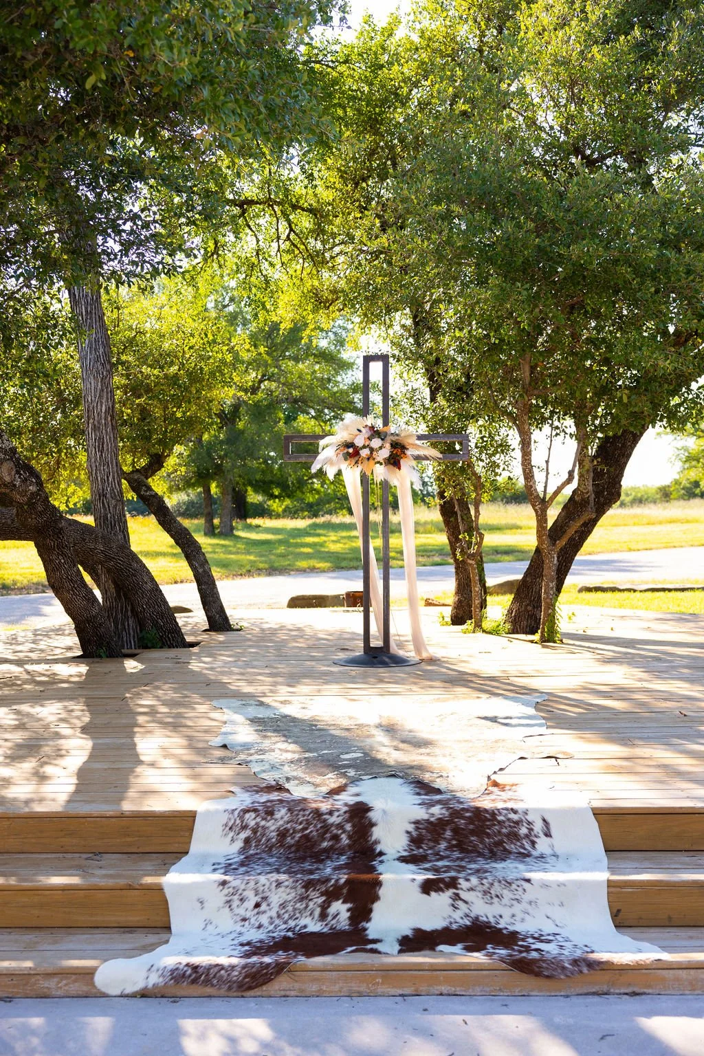 rustic-dfw-wedding-venue-graham-tx (1).jpg