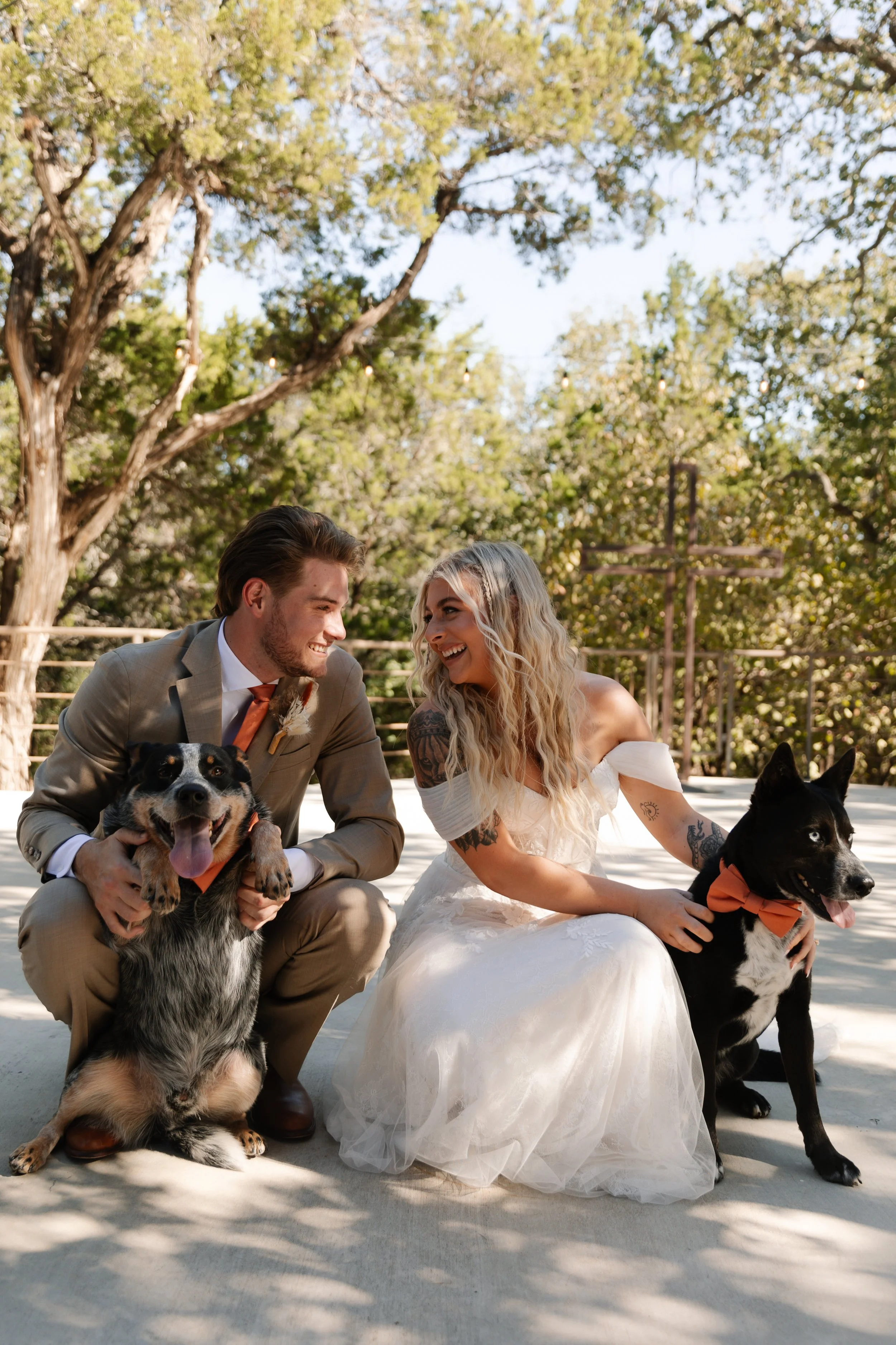 Boho September Wedding with Dried Florals and Tall Grass Pastures at ...