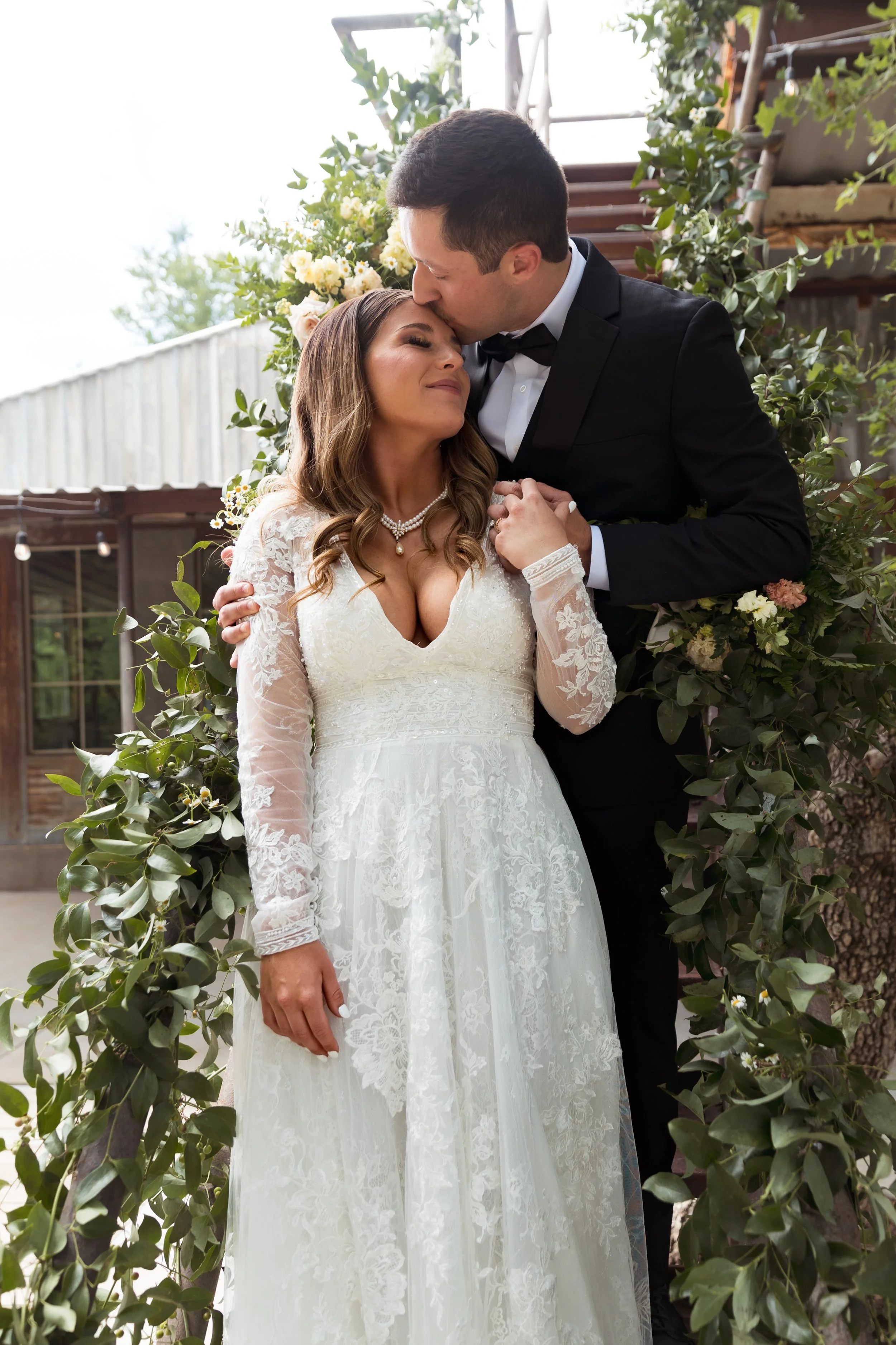 spring-wedding-sparrow-creek-ranch-north-tx (41).jpg