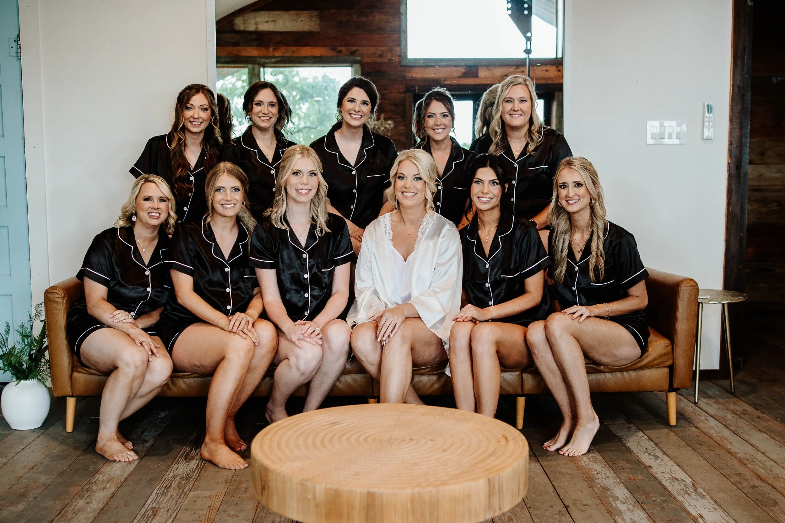 rain-plan-wedding-dfw-sparrow-creek-ranch (12).jpg