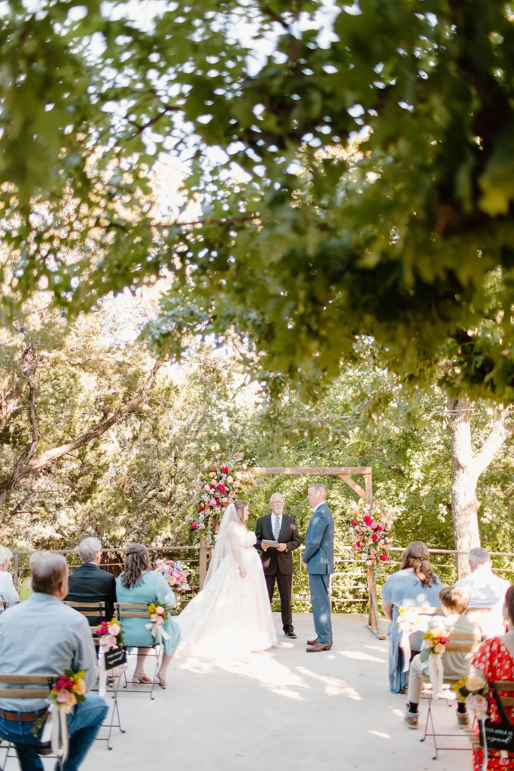 sparrow-creek-ranch-dfw-weekend-wedding-venu (1).jpg