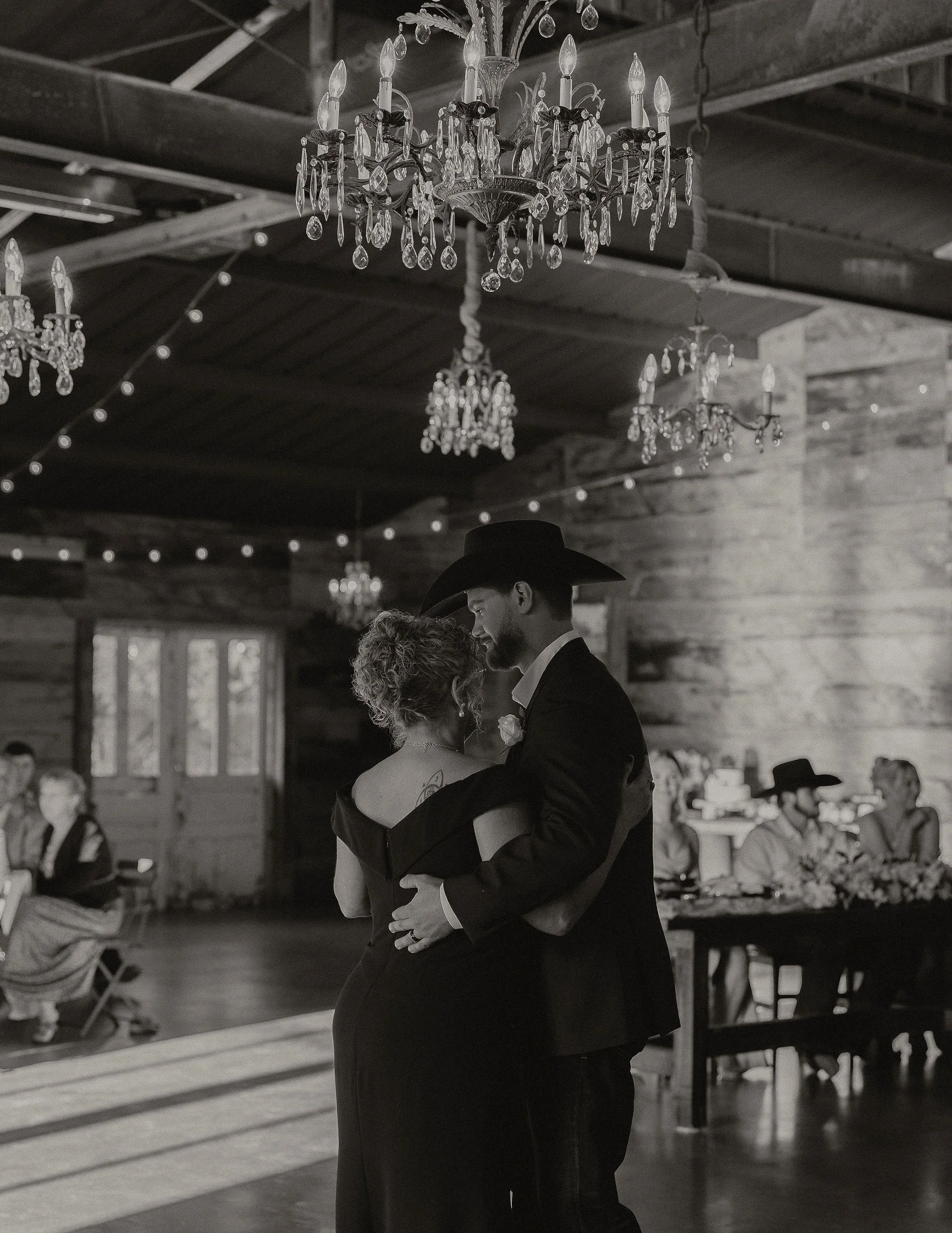 sparrow-creek-ranch-wedding-venue-dfw-rustic-ranch (29).jpg
