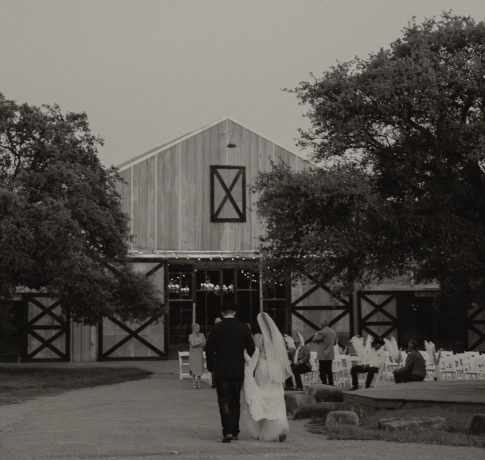 sparrow-creek-ranch-wedding-venue-dfw-rustic-ranch (41).jpg