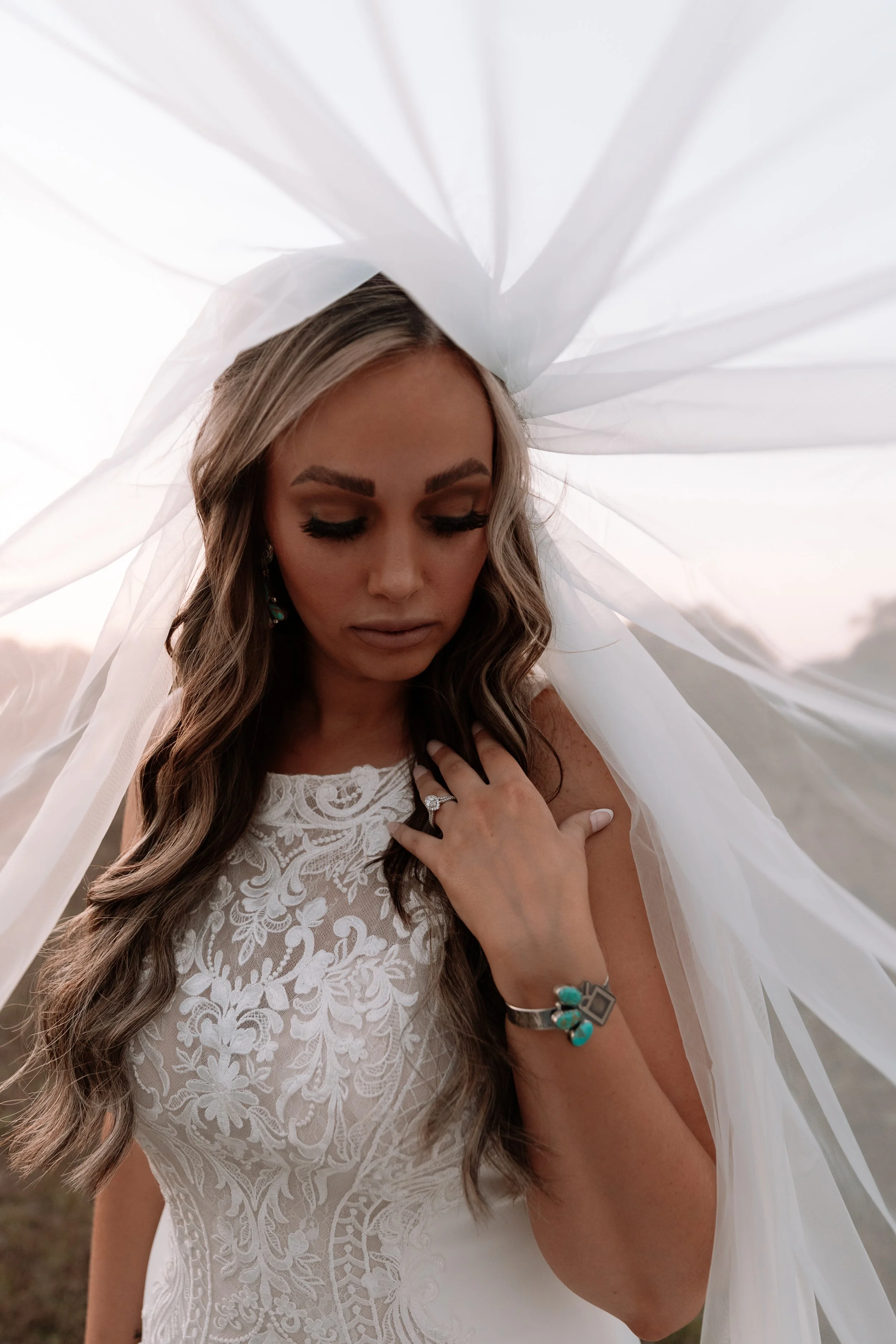 western-wedding-bridal-session-sparrow-creek-ranch (15).jpg