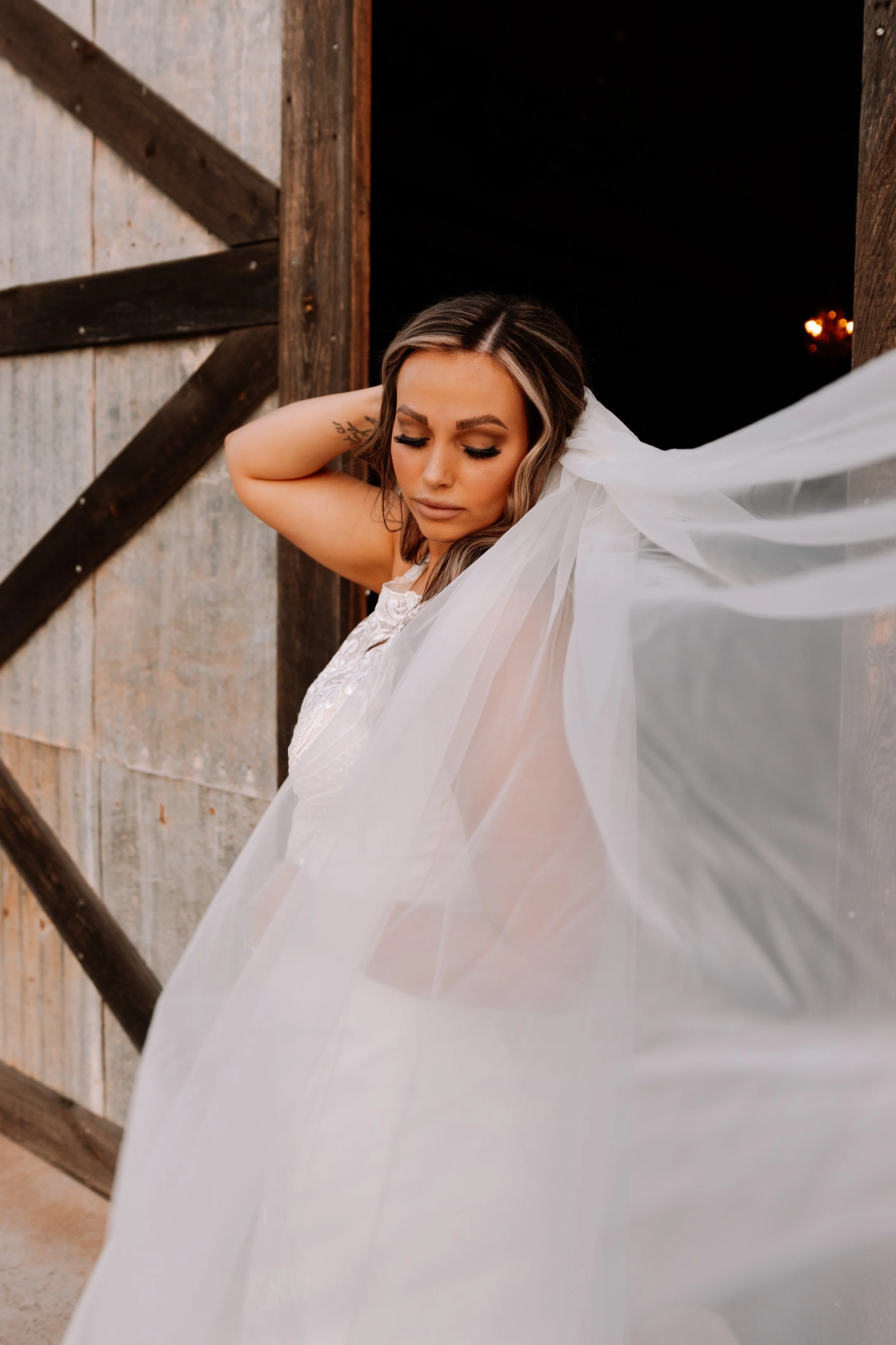 western-wedding-bridal-session-sparrow-creek-ranch (6).jpg