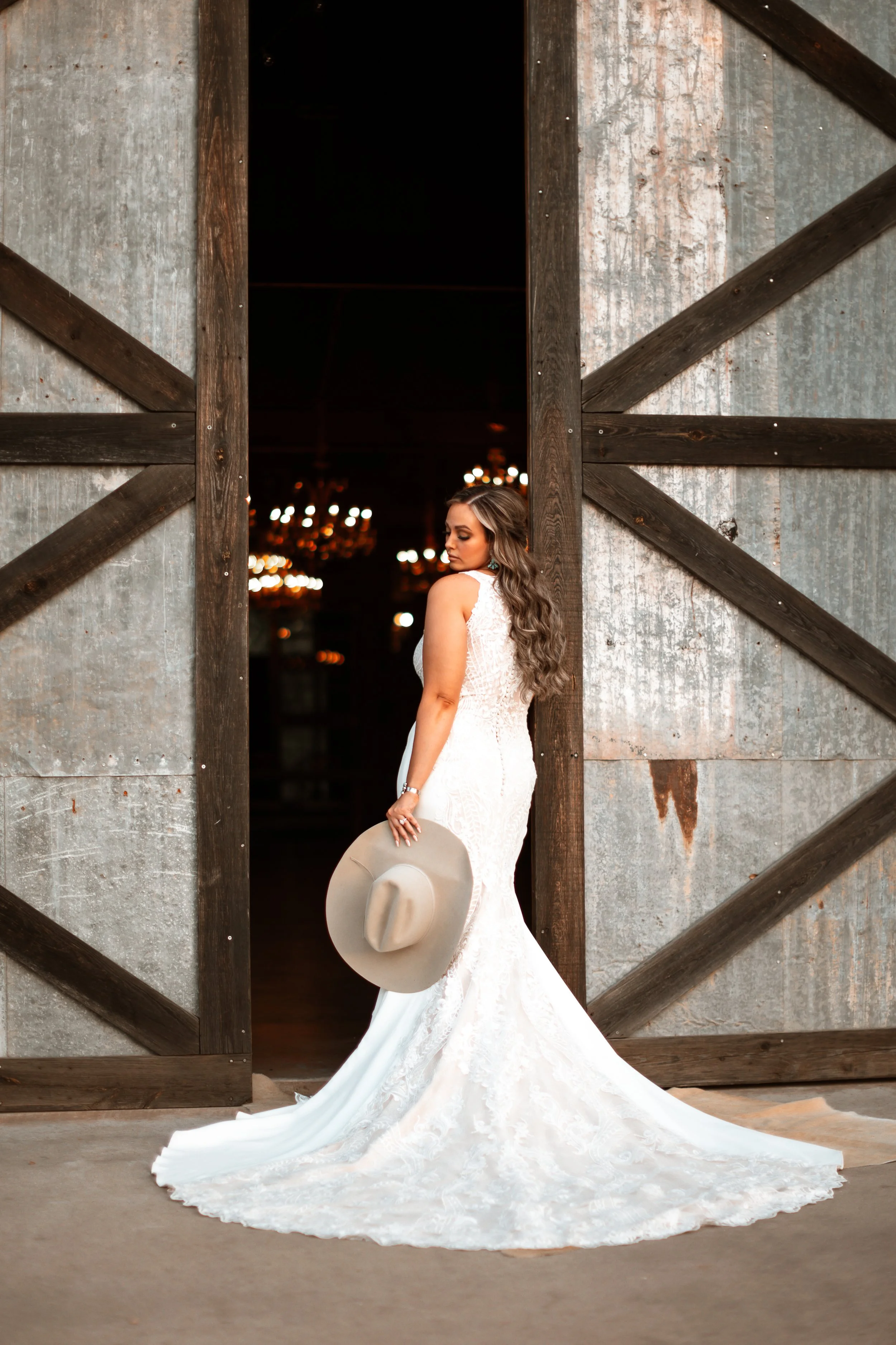 western-wedding-bridal-session-sparrow-creek-ranch (2).jpg