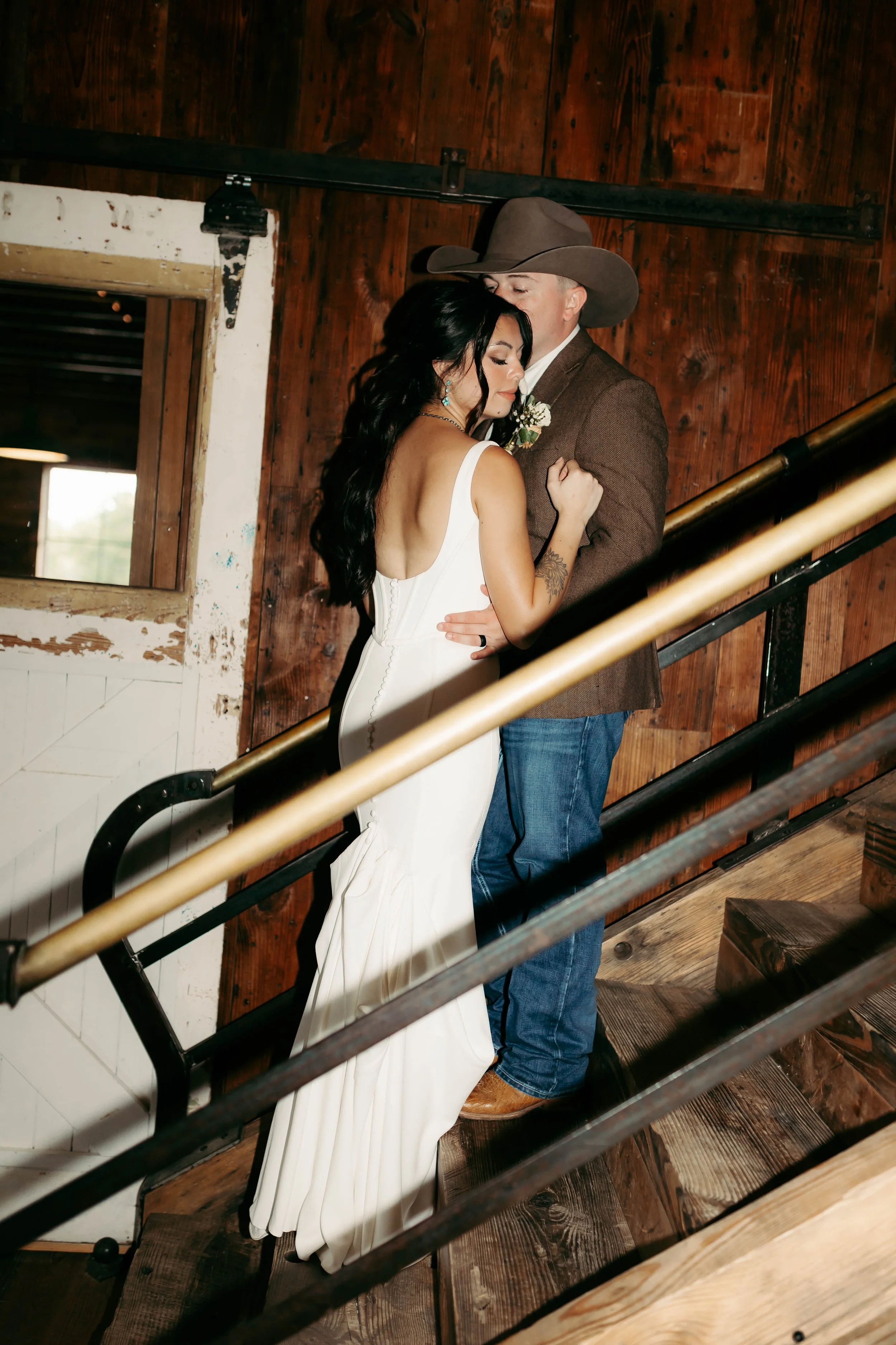 rustic-wedding-venue-texas-sprarrow-creek (223).jpg