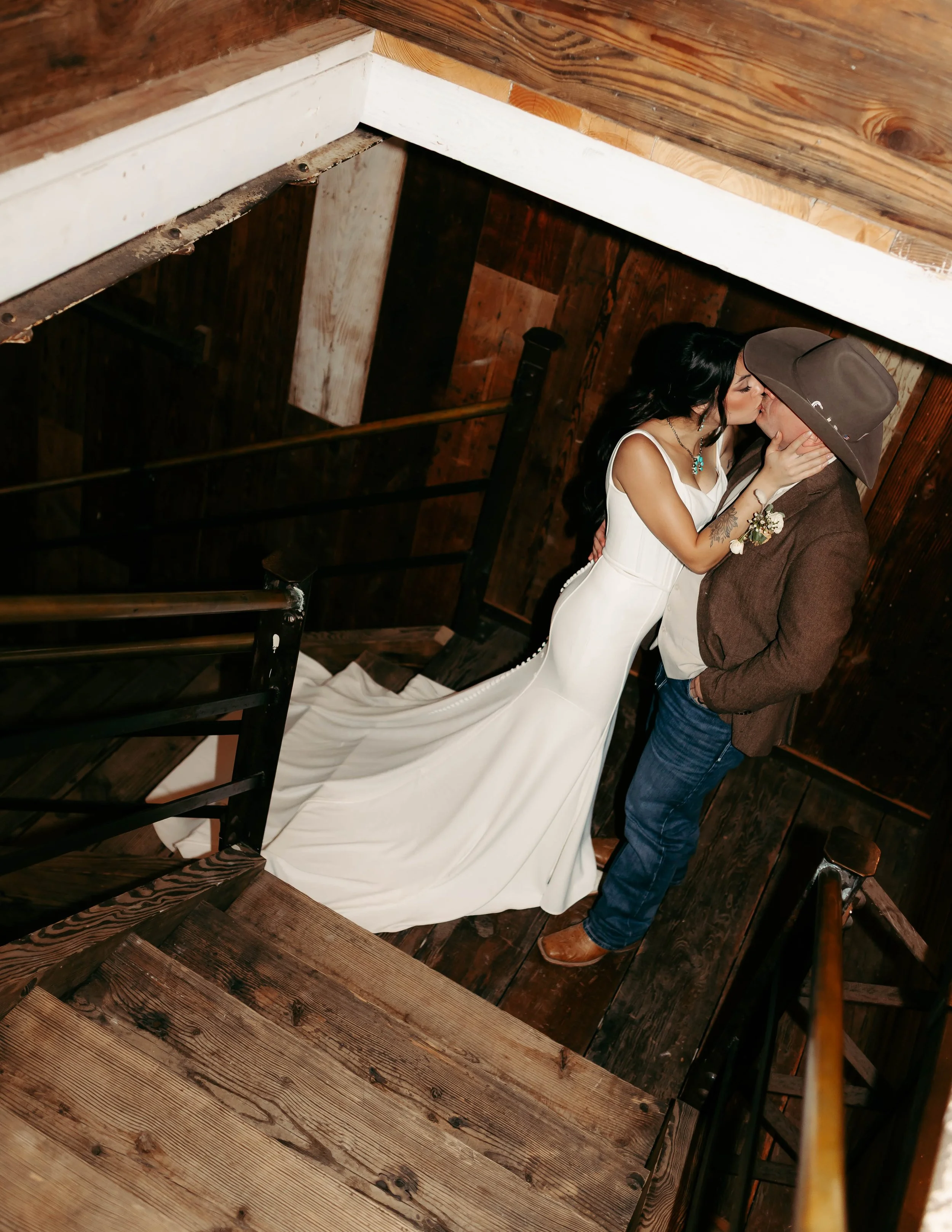 rustic-wedding-venue-texas-sprarrow-creek (228).jpg