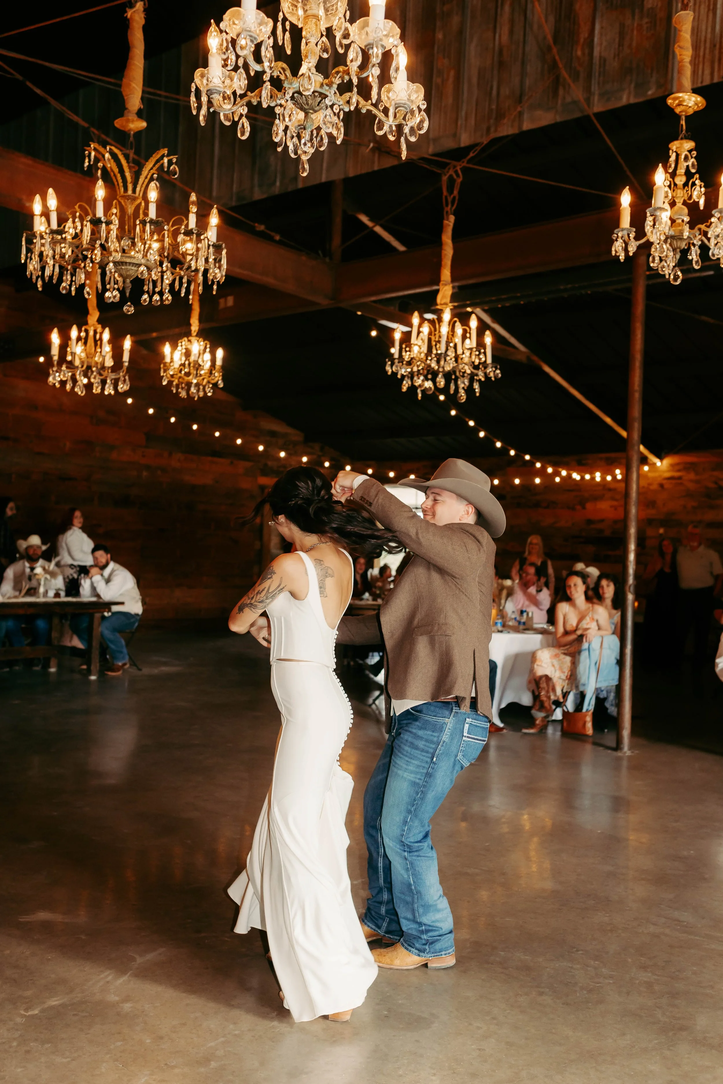 rustic-wedding-venue-texas-sprarrow-creek (190).jpg