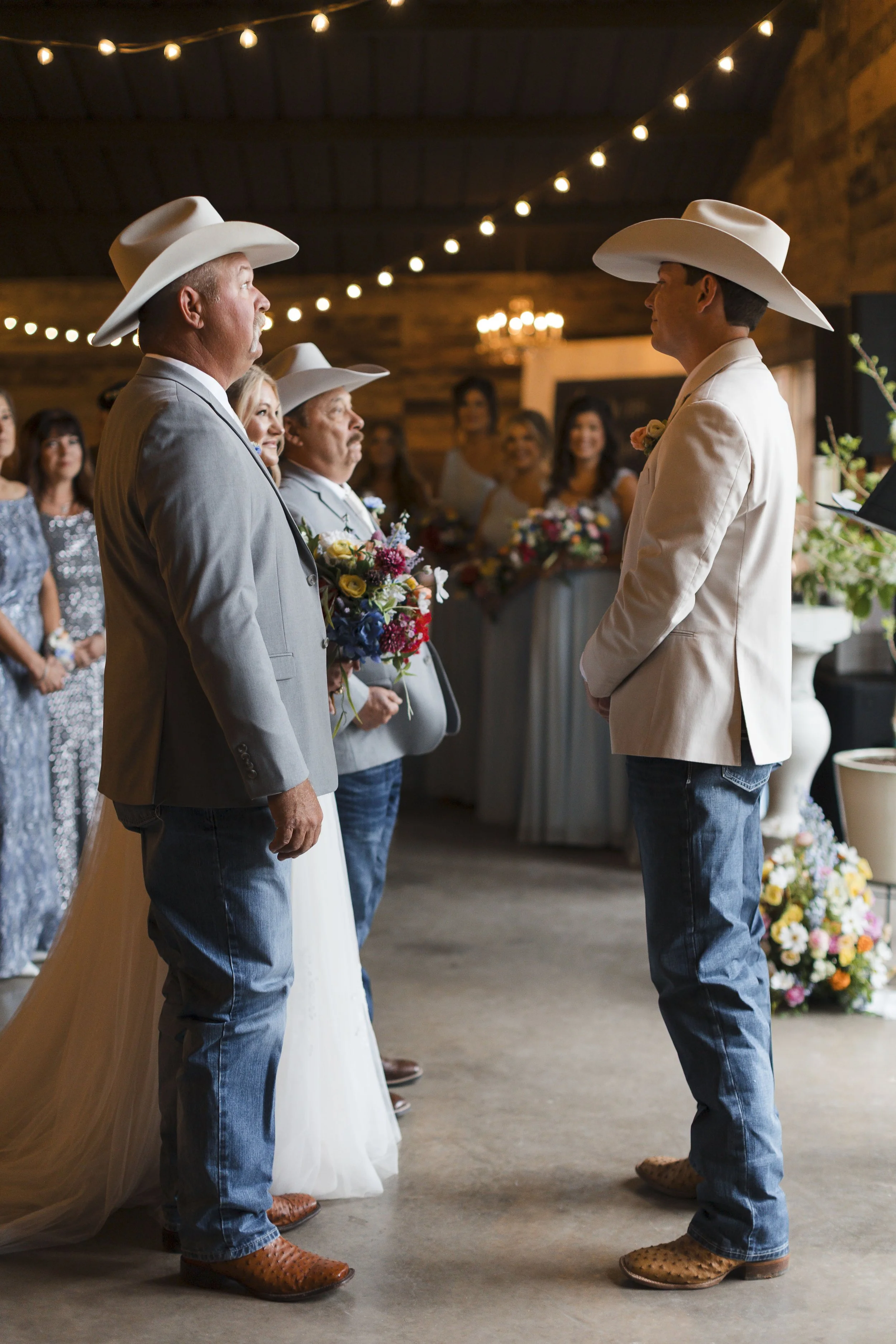 romantic-western-wedidng-venue-texas (7).jpg