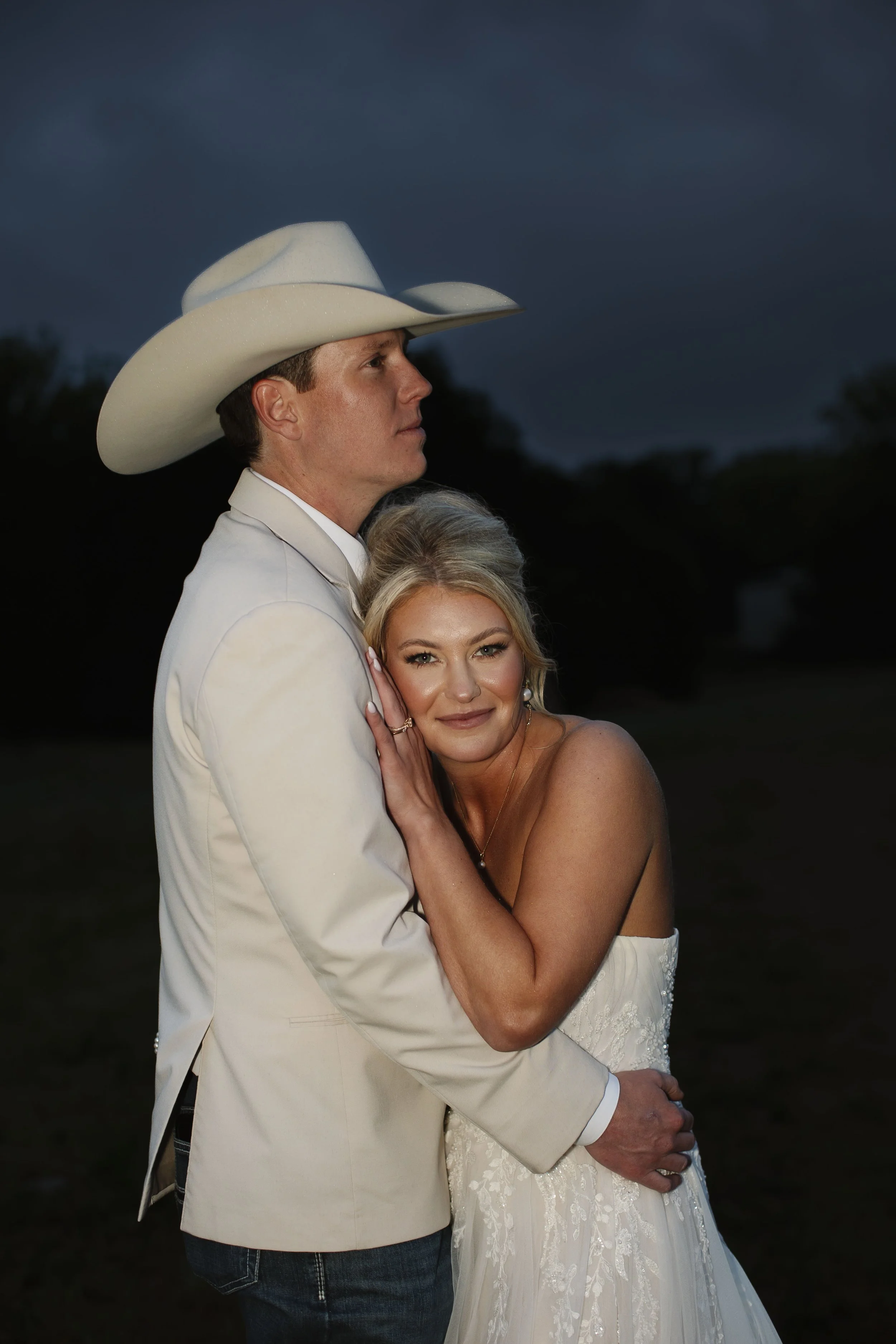 sparrow-creek-western-wedding-venue-texas (24).jpg