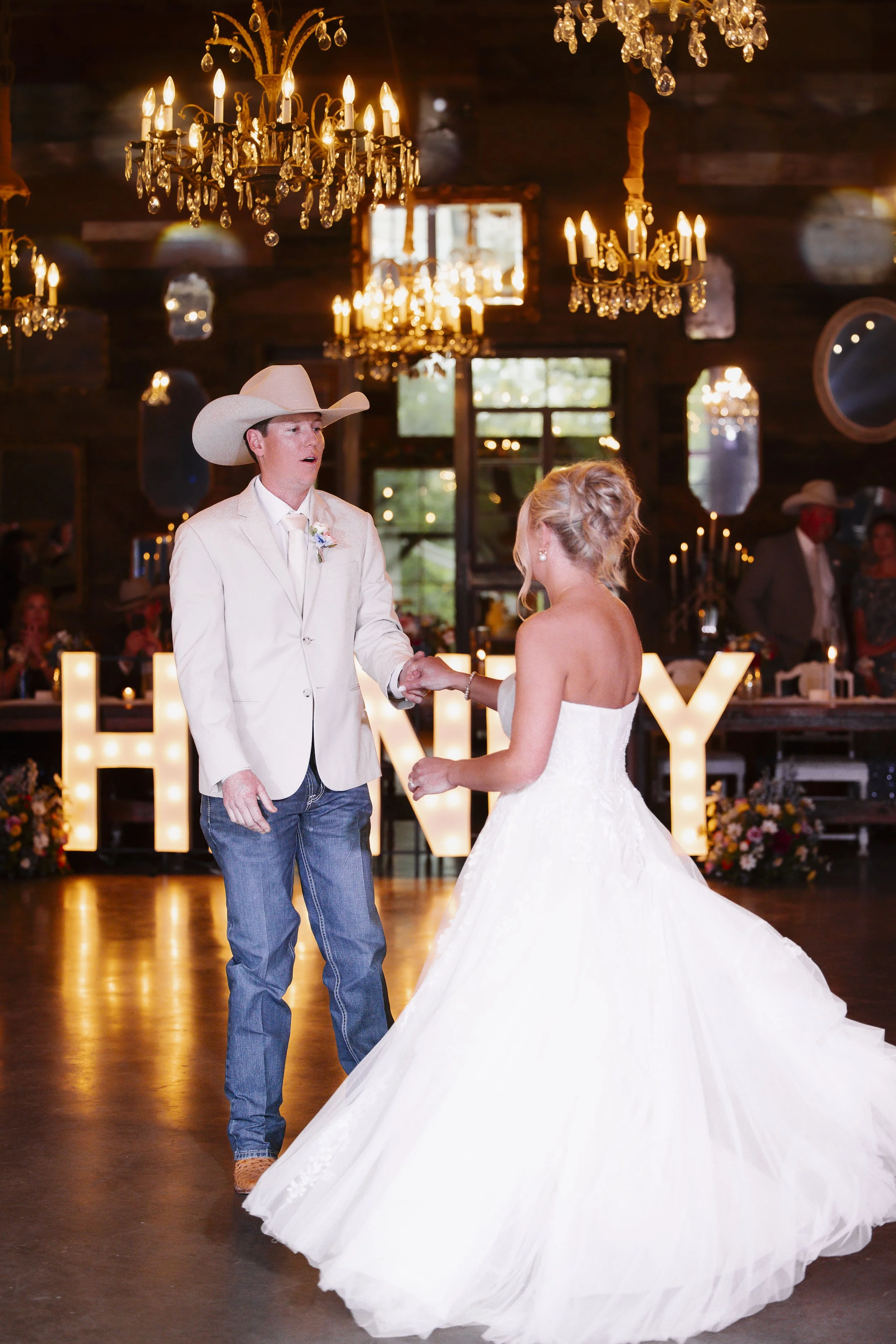 scr-wedding-western-bride-kyann-kendall-photography (5).jpg