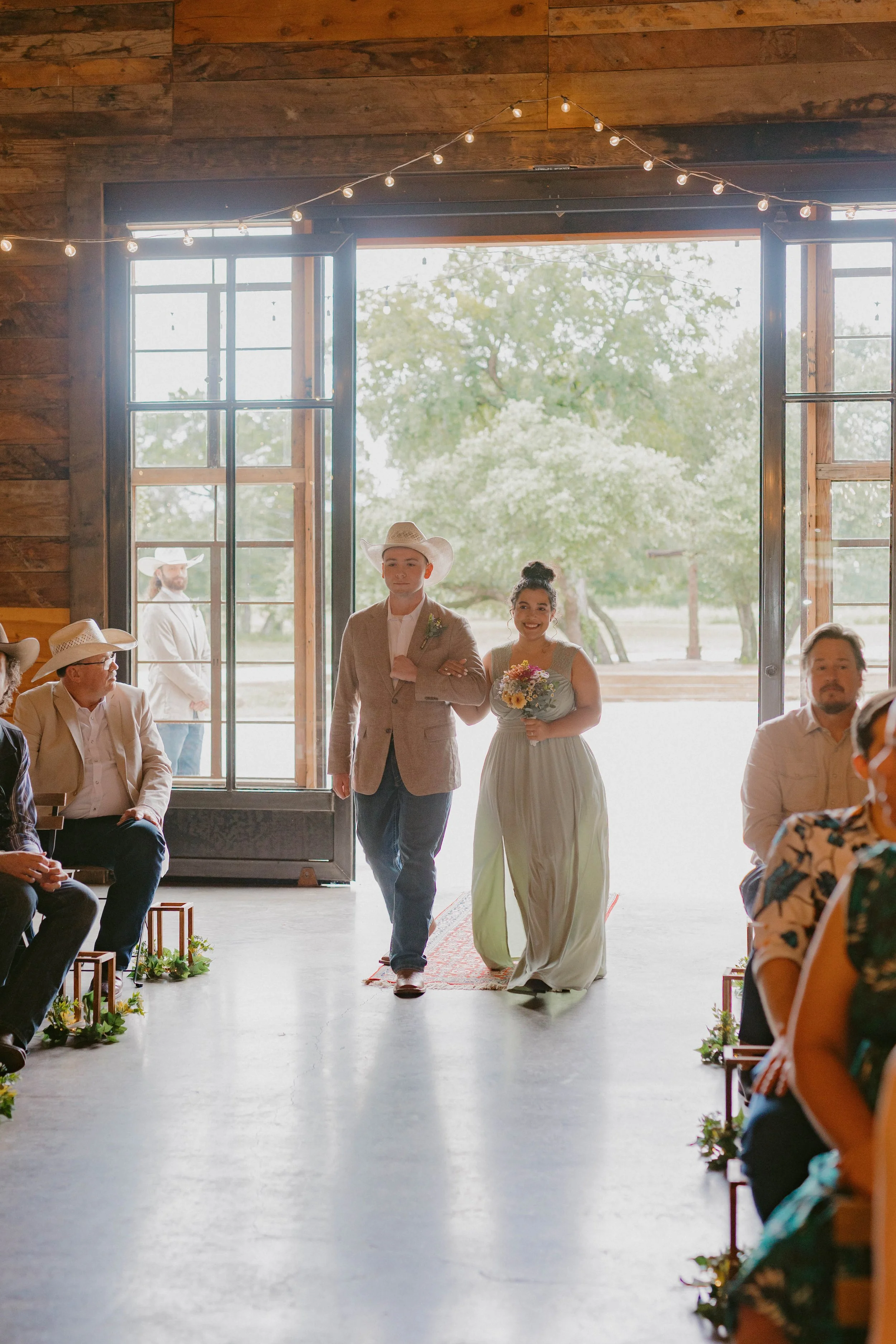 july-wedding-sparrow-creek-ranch (30).jpg