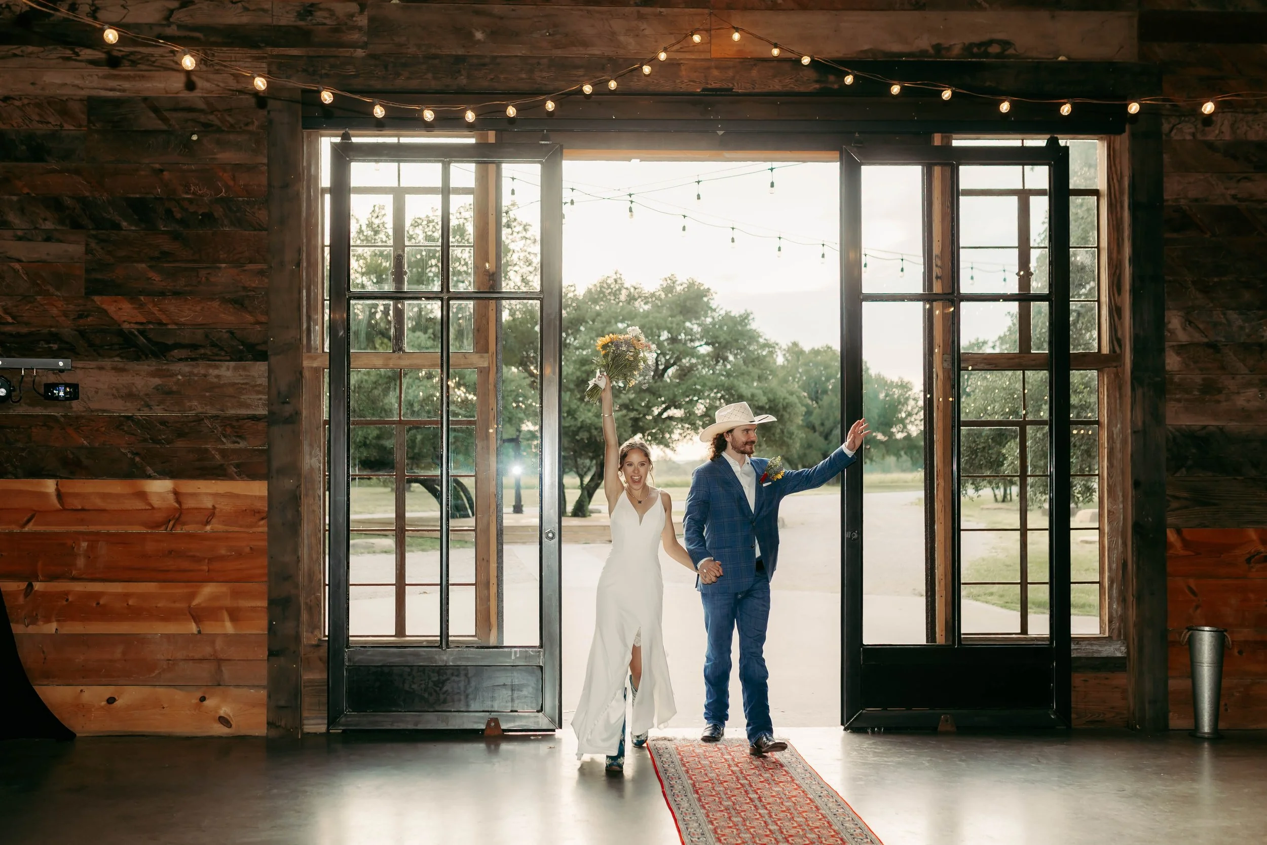 little-bear-photography-sparrow-creek-wedding-summer (1).jpg