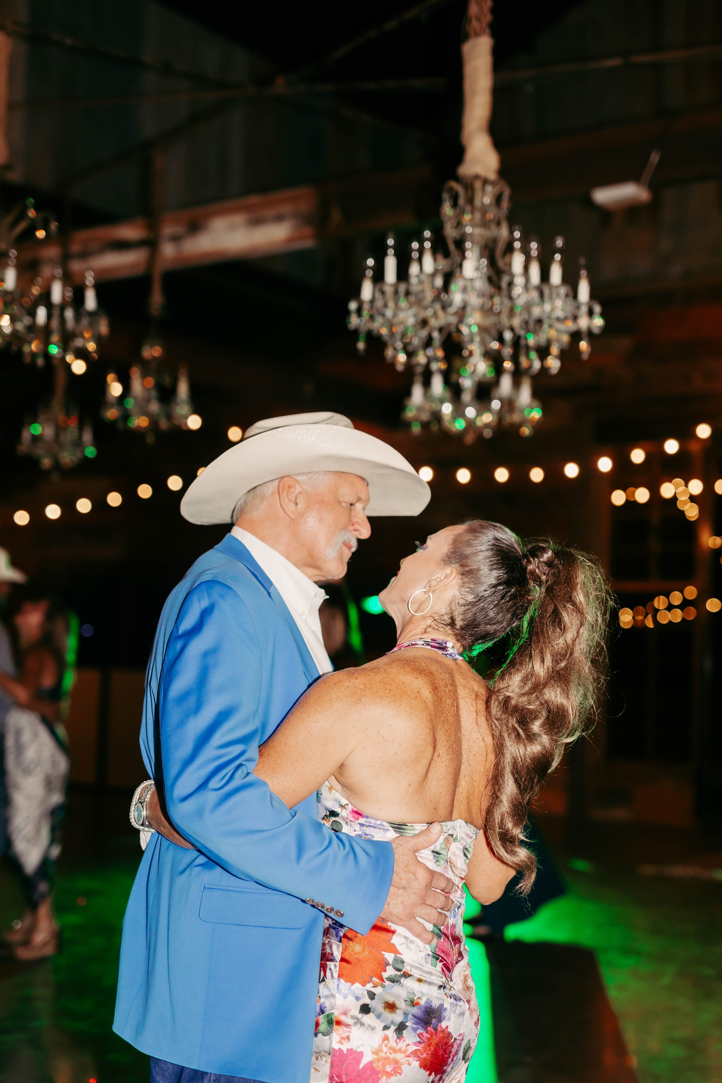 july-wedding-sparrow-creek-ranch (23).jpg