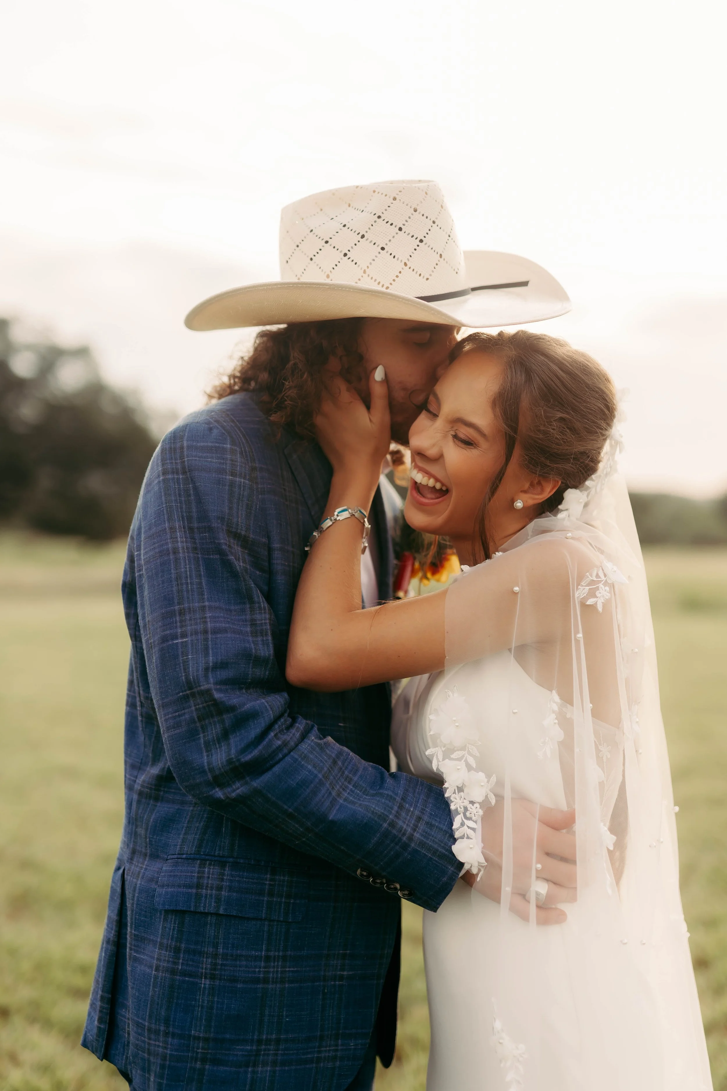 little-bear-photography-sparrow-creek-wedding-summer (11).jpg