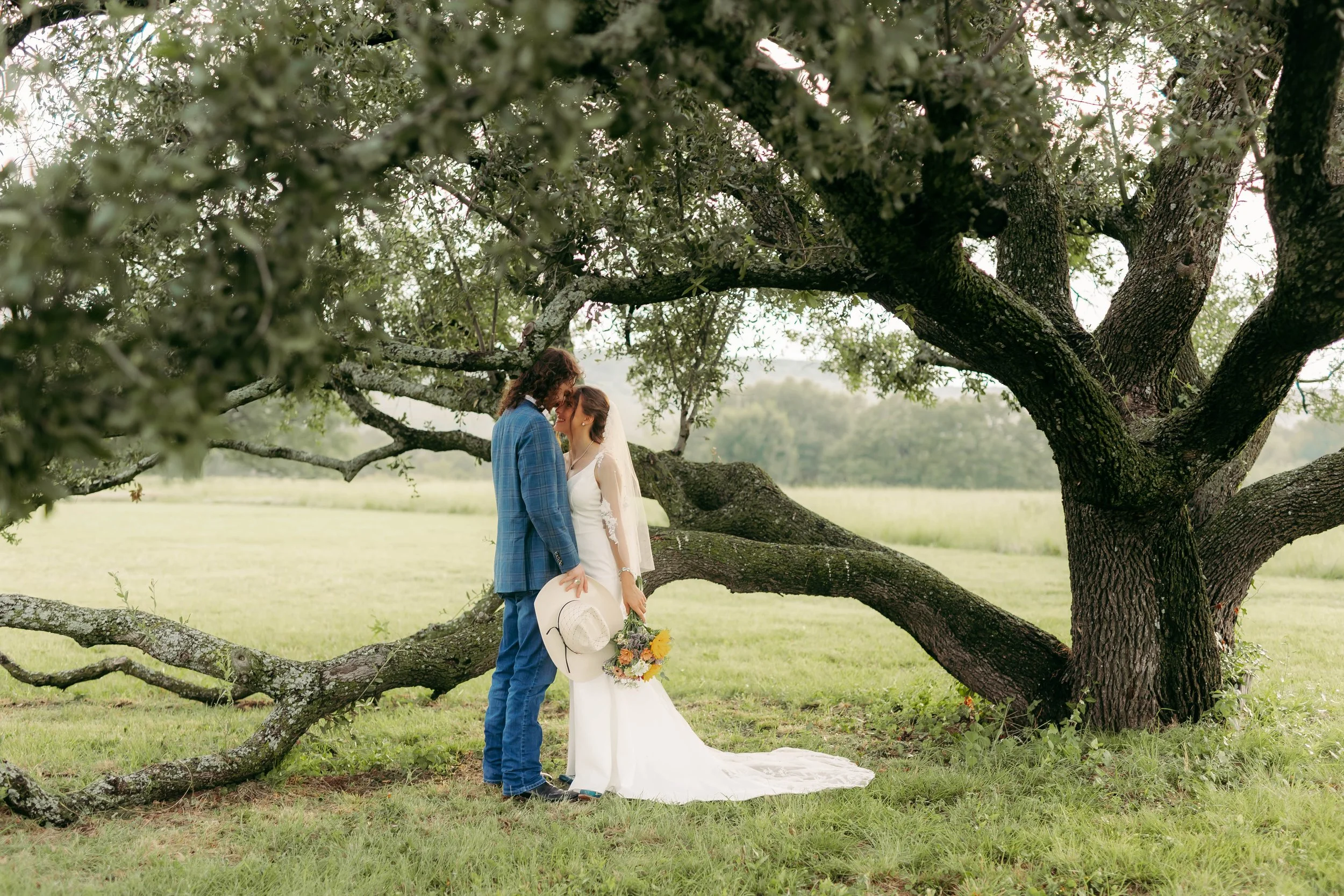 Wildflower Summer Wedding in North Texas - Sparrow Creek Ranch Venue