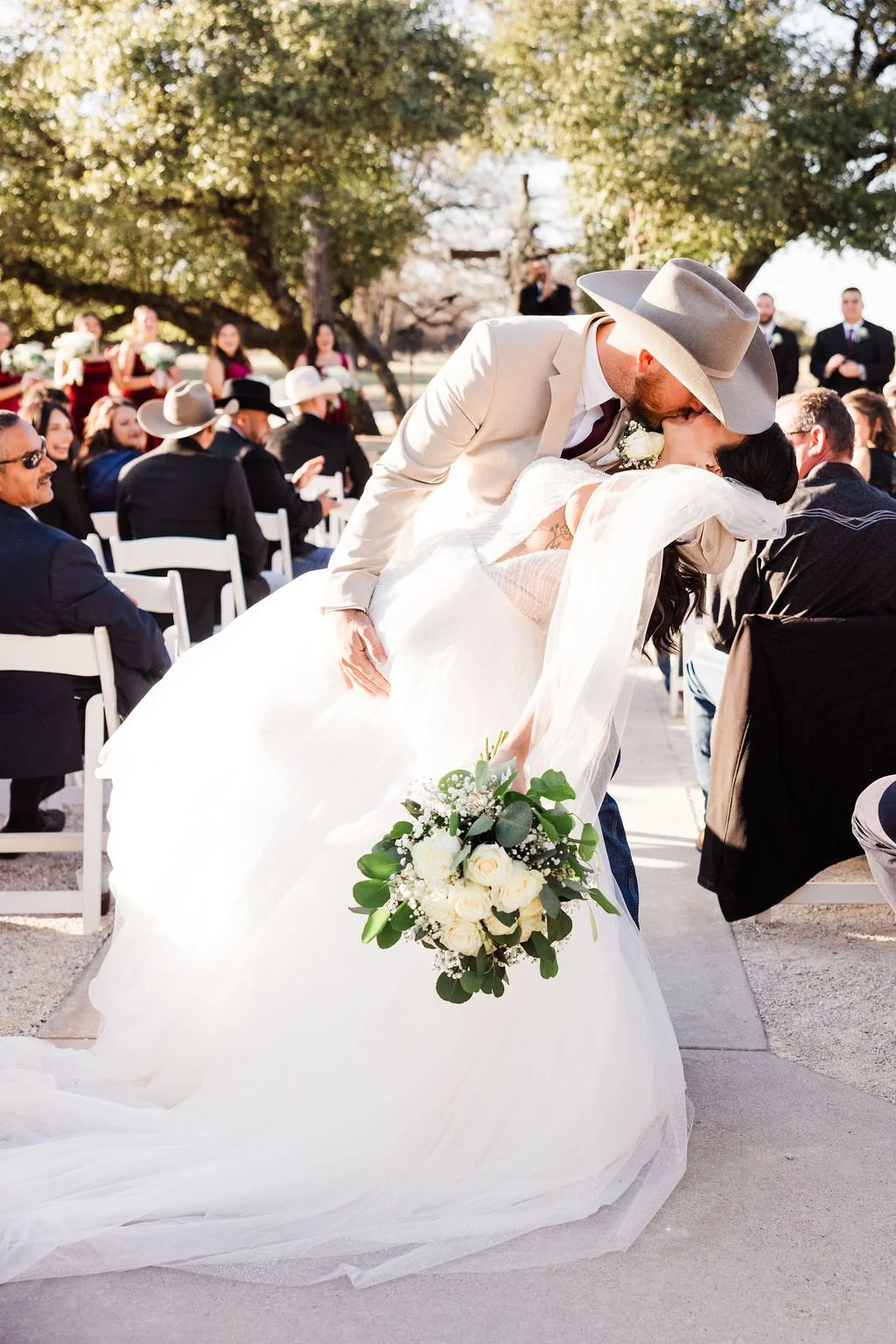 december-wedding-texas-sparrow-creekr (15).jpg