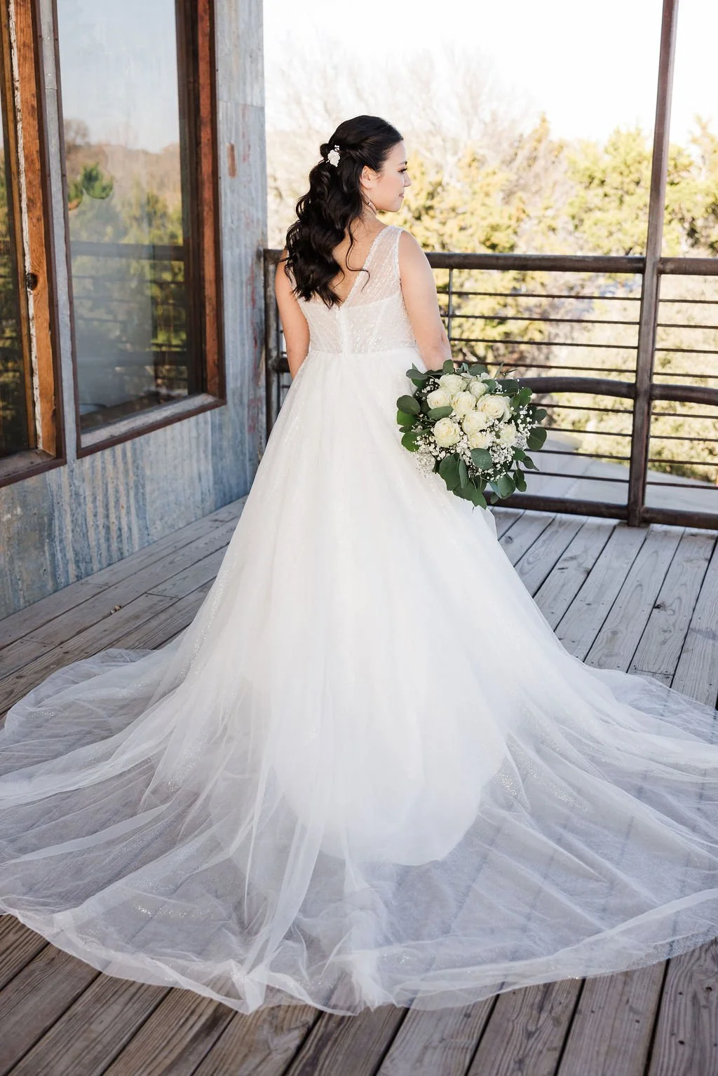 december-wedding-texas-sparrow-creekr (10).jpg