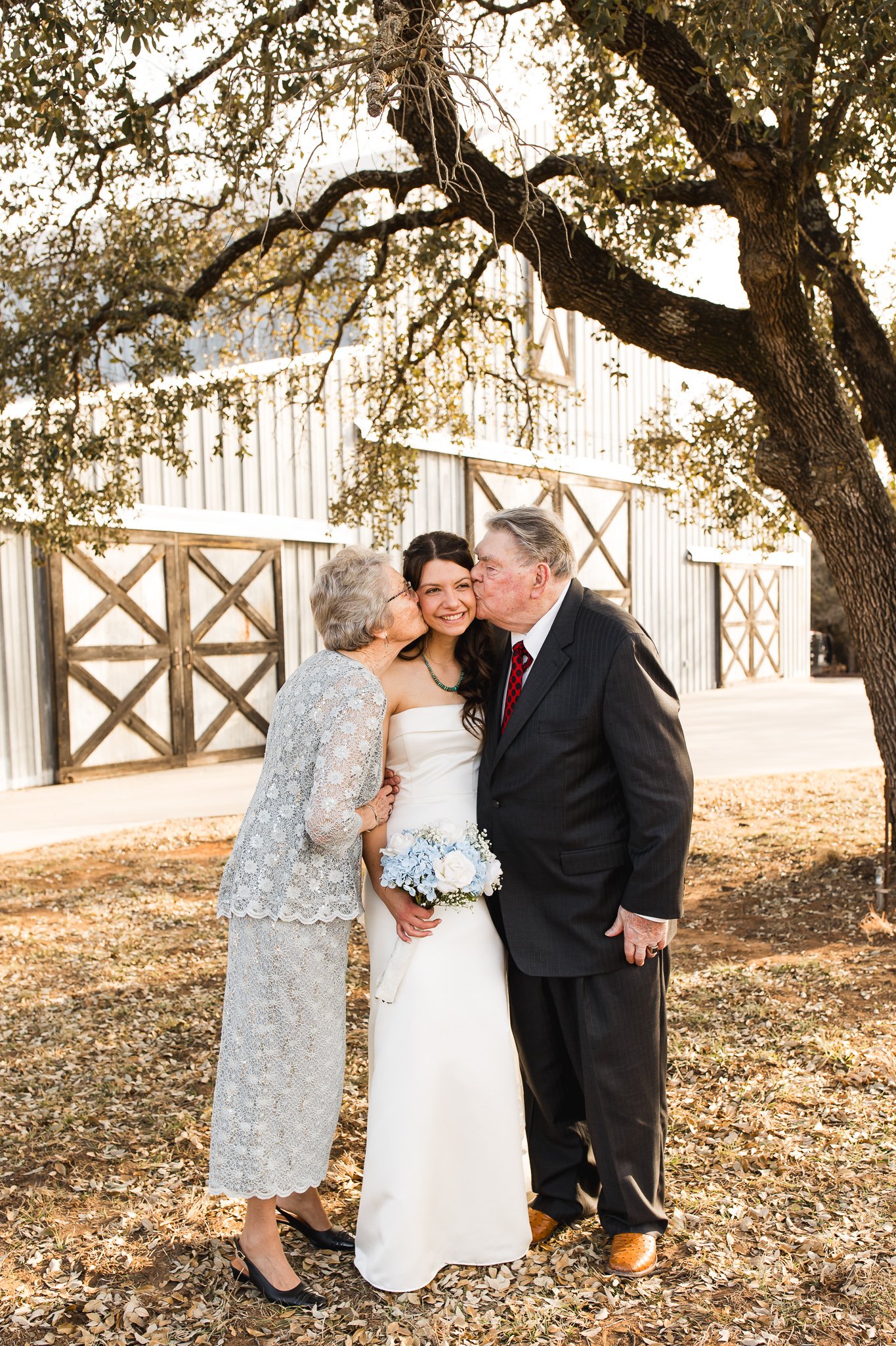 texas-wedding-graham-tx-ranch-venue (33).jpg