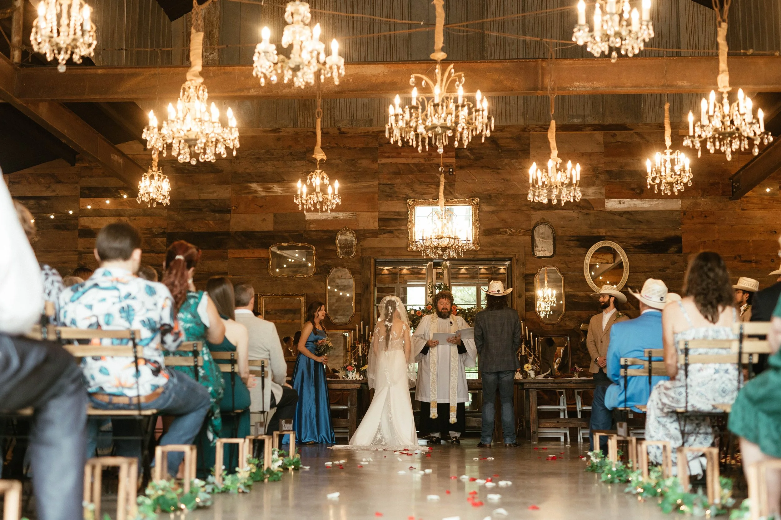 july-wedding-sparrow-creek-ranch (36).jpg