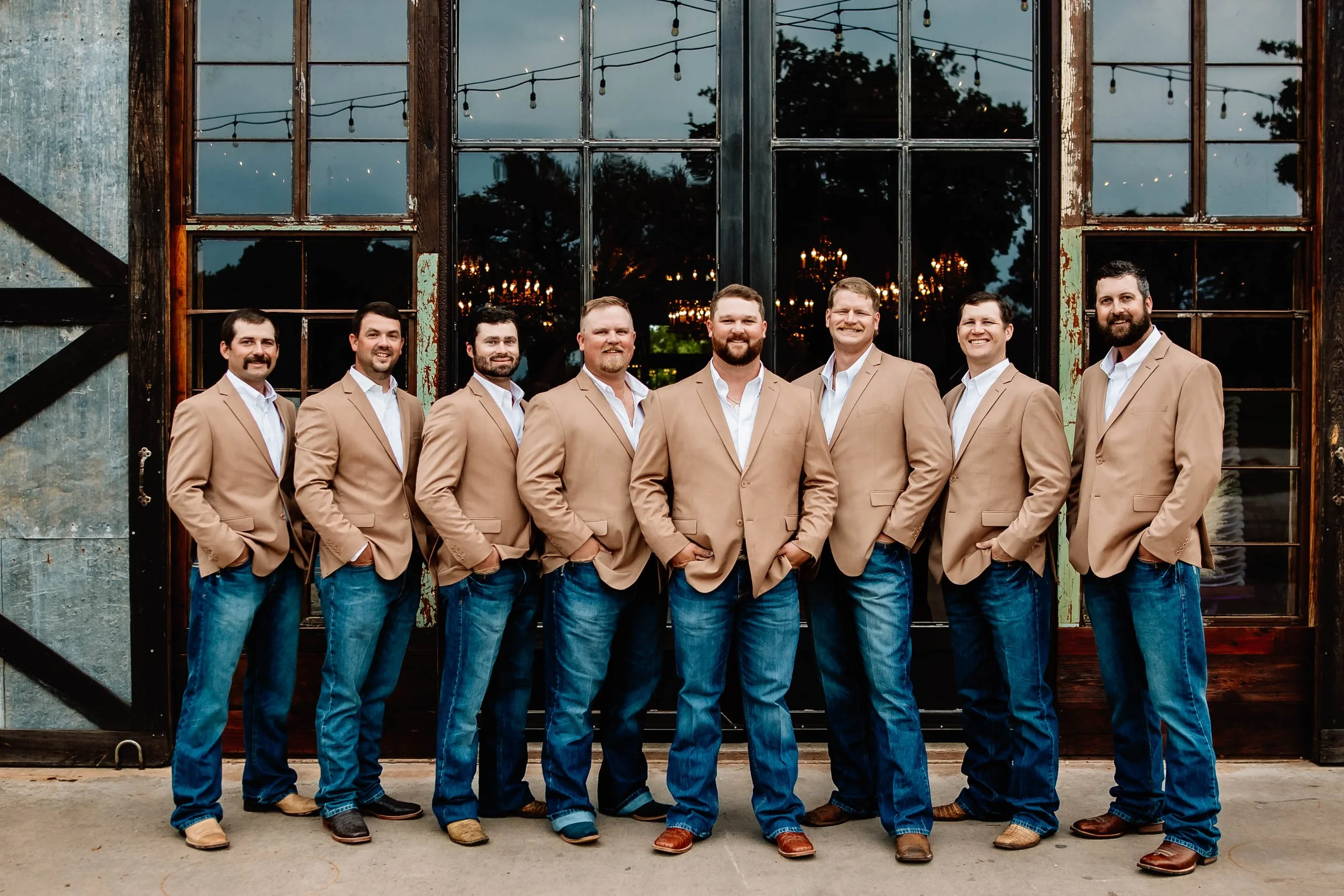 rain-plan-wedding-dfw-sparrow-creek-ranch (13).jpg