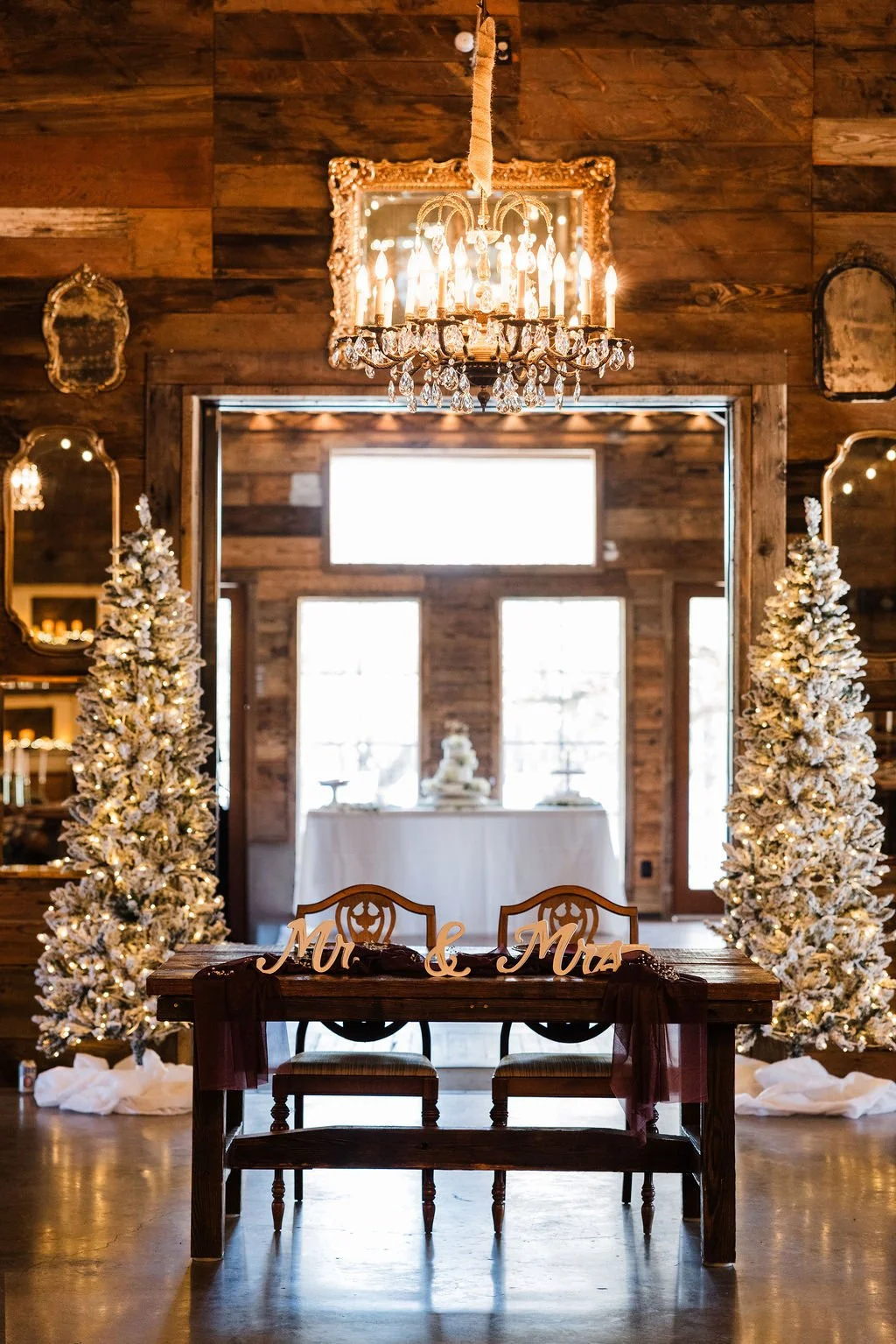 december-wedding-texas-sparrow-creekr (11).jpg