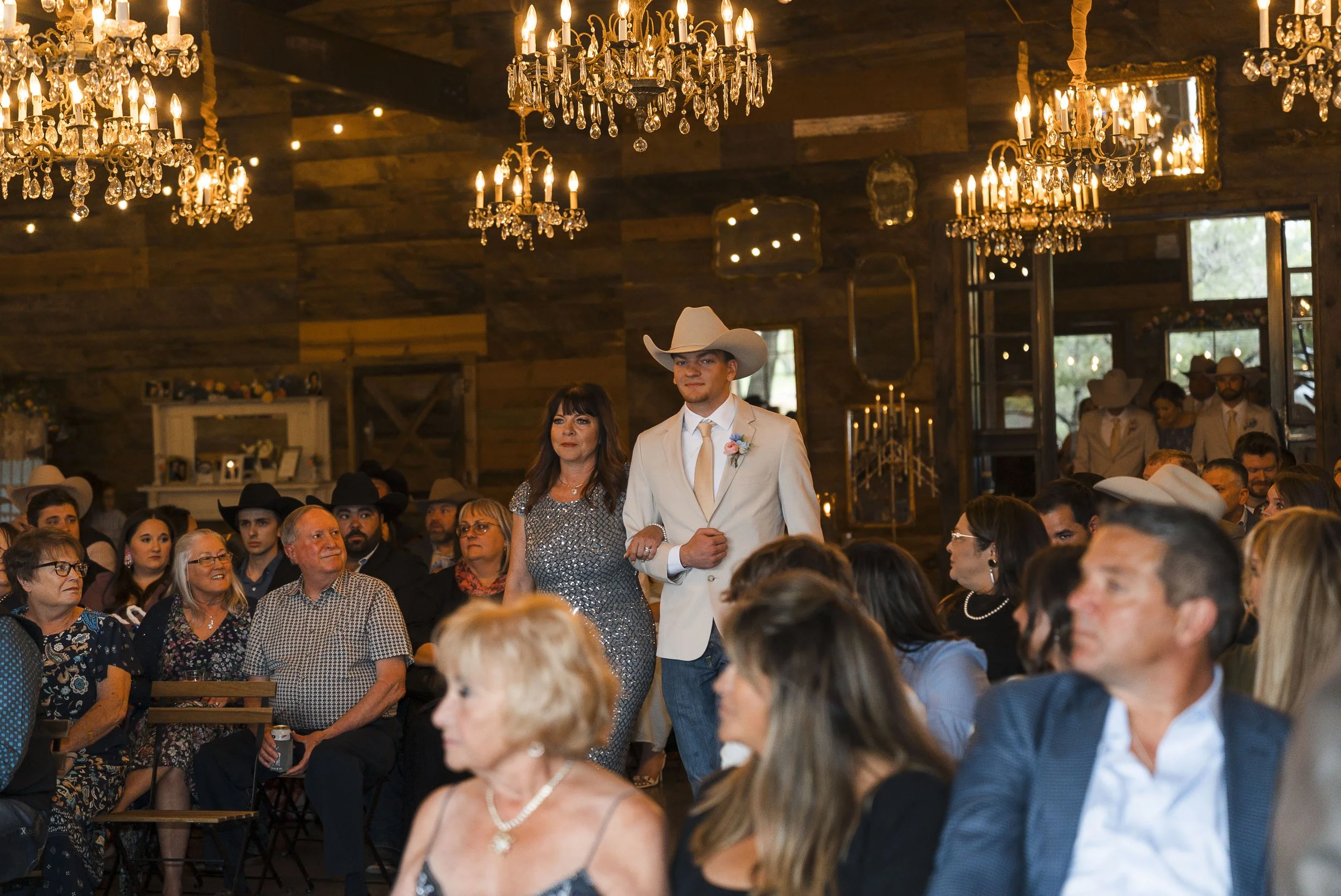 sparrow-creek-western-wedding-venue-texas (7).jpg