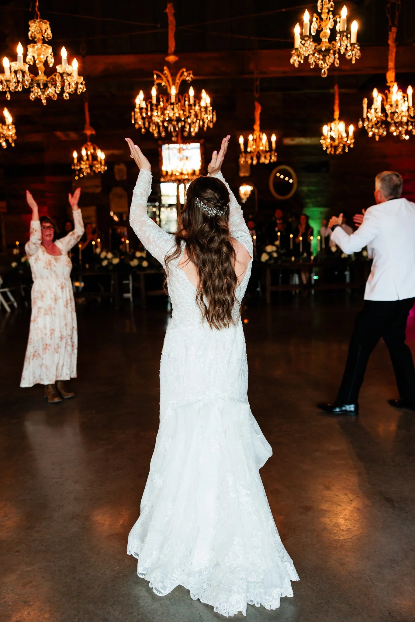 elegant-ranch-wedding-brides-of-north-tx (8).jpg