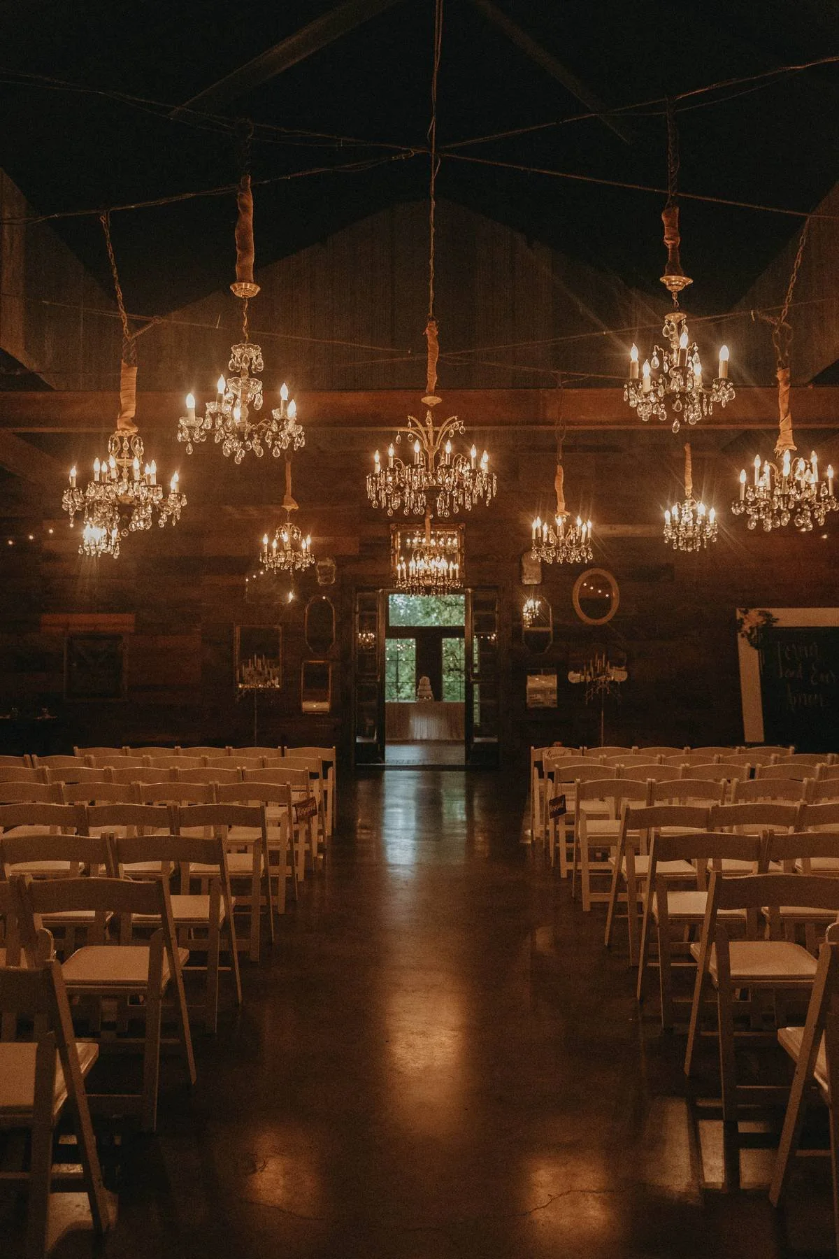 vintage-wedding-texas-venue-sparrow-creek (3).jpg