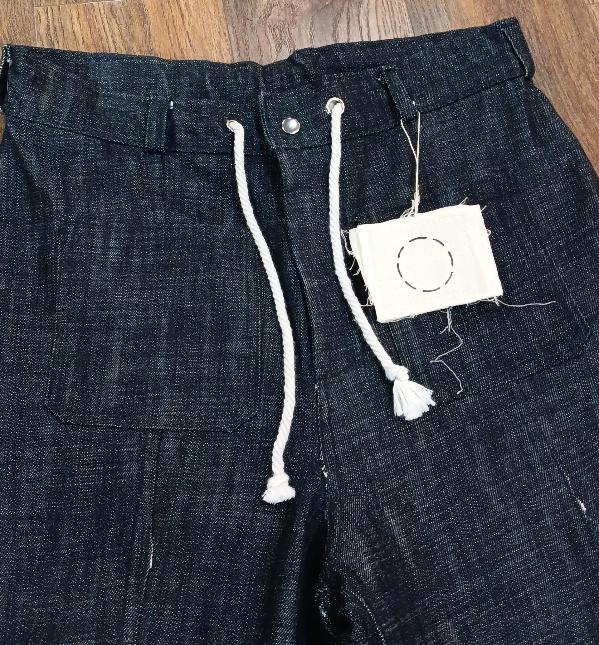 jayson bell bottom jean belt fba72227-49cc-4f68-b417-616ded45be0c.jpg