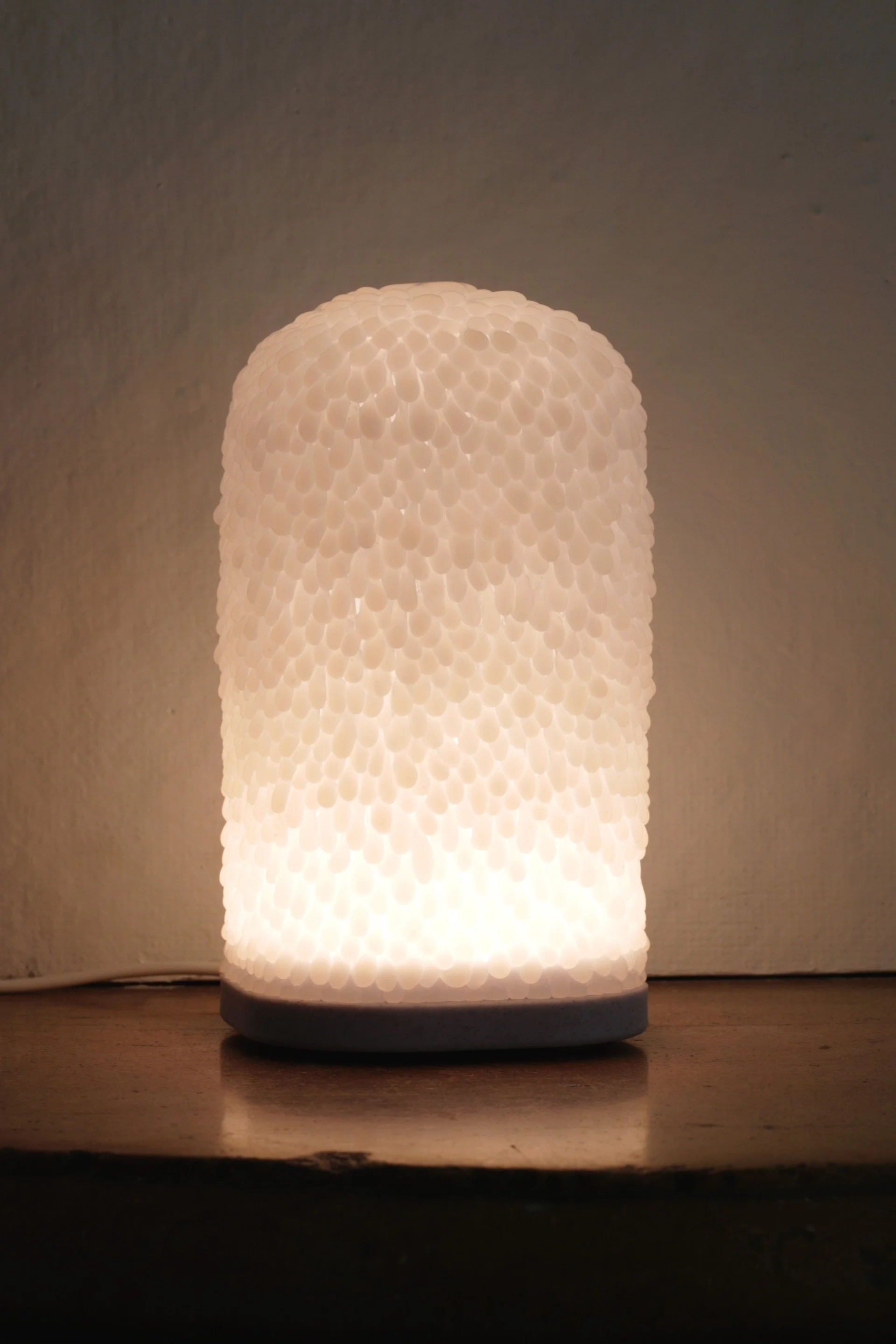 charlote lamp no legs 88d957f8-5eef-4c43-bf26-29fb596e686d.jpg