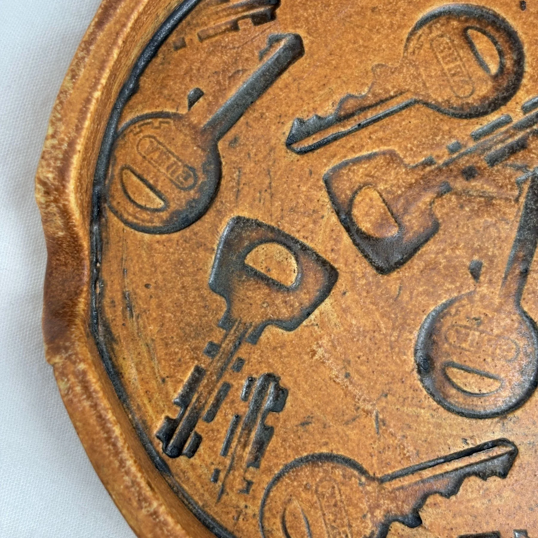 jewel brown ash key angle.jpg