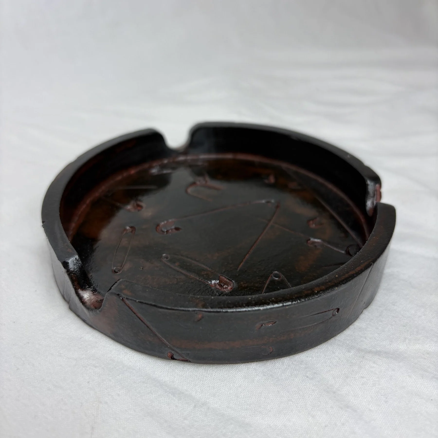 jewel ash safty pin top.jpg