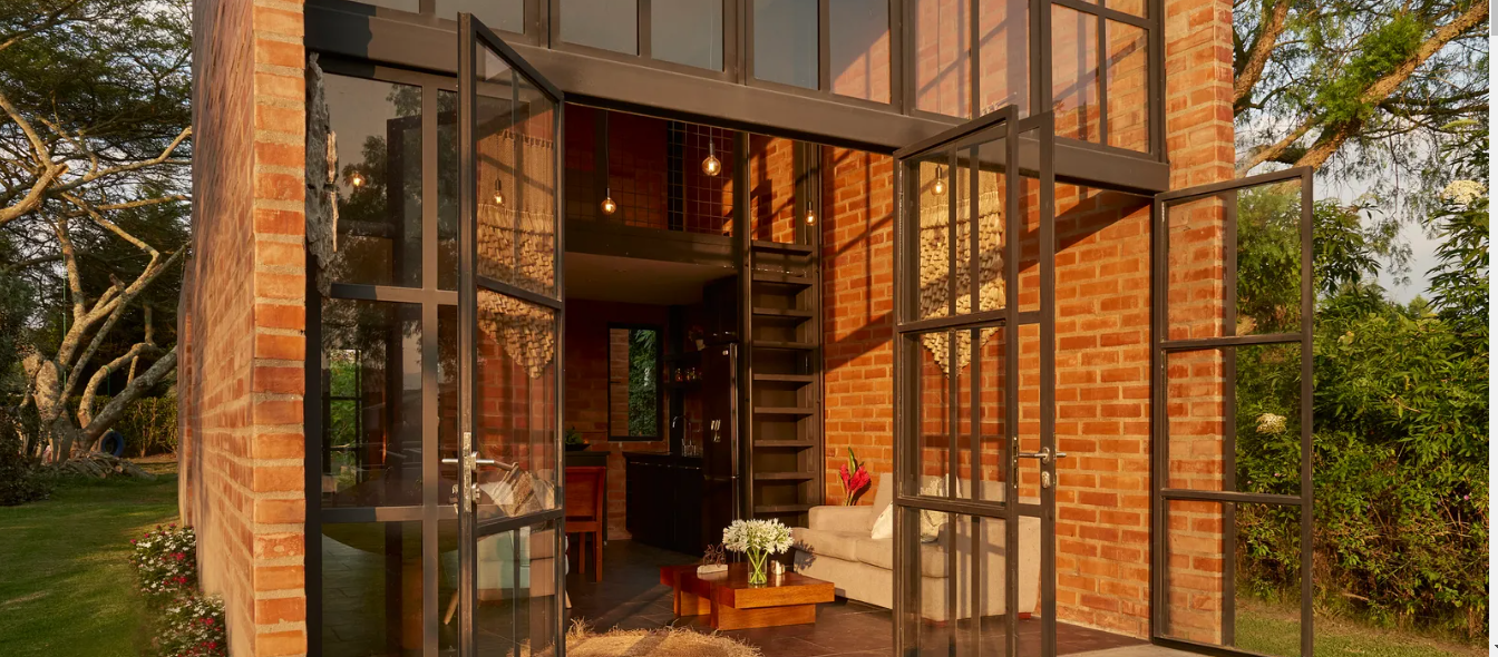 This 700-Sq-Ft Ecuadorian Retreat is in Sync with Nature