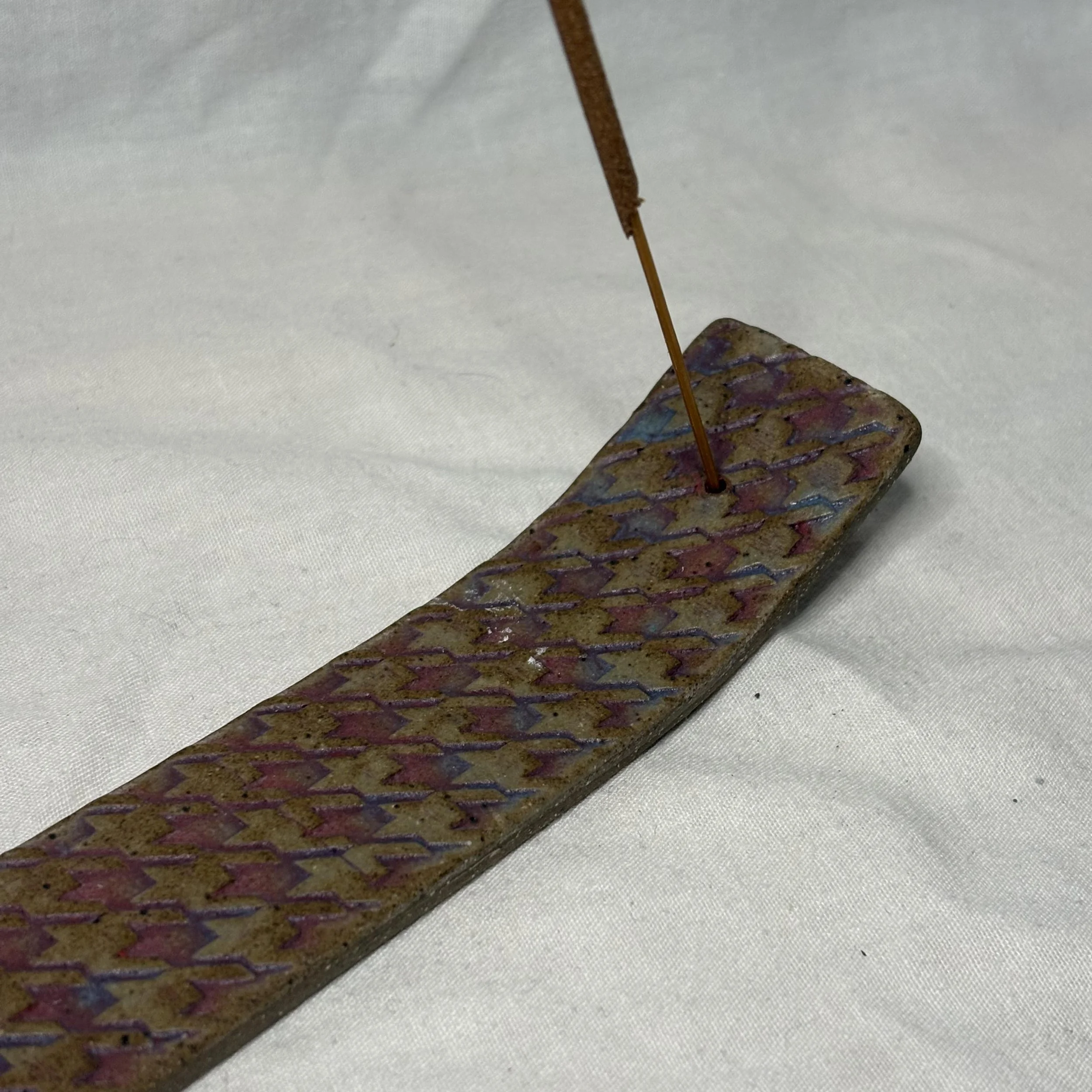 jewel pink hound holder with scent.jpg