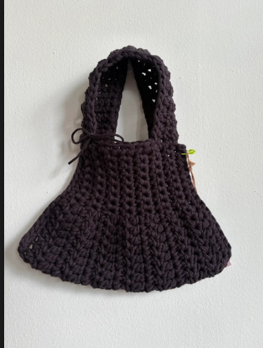 mari blk bag frt.png