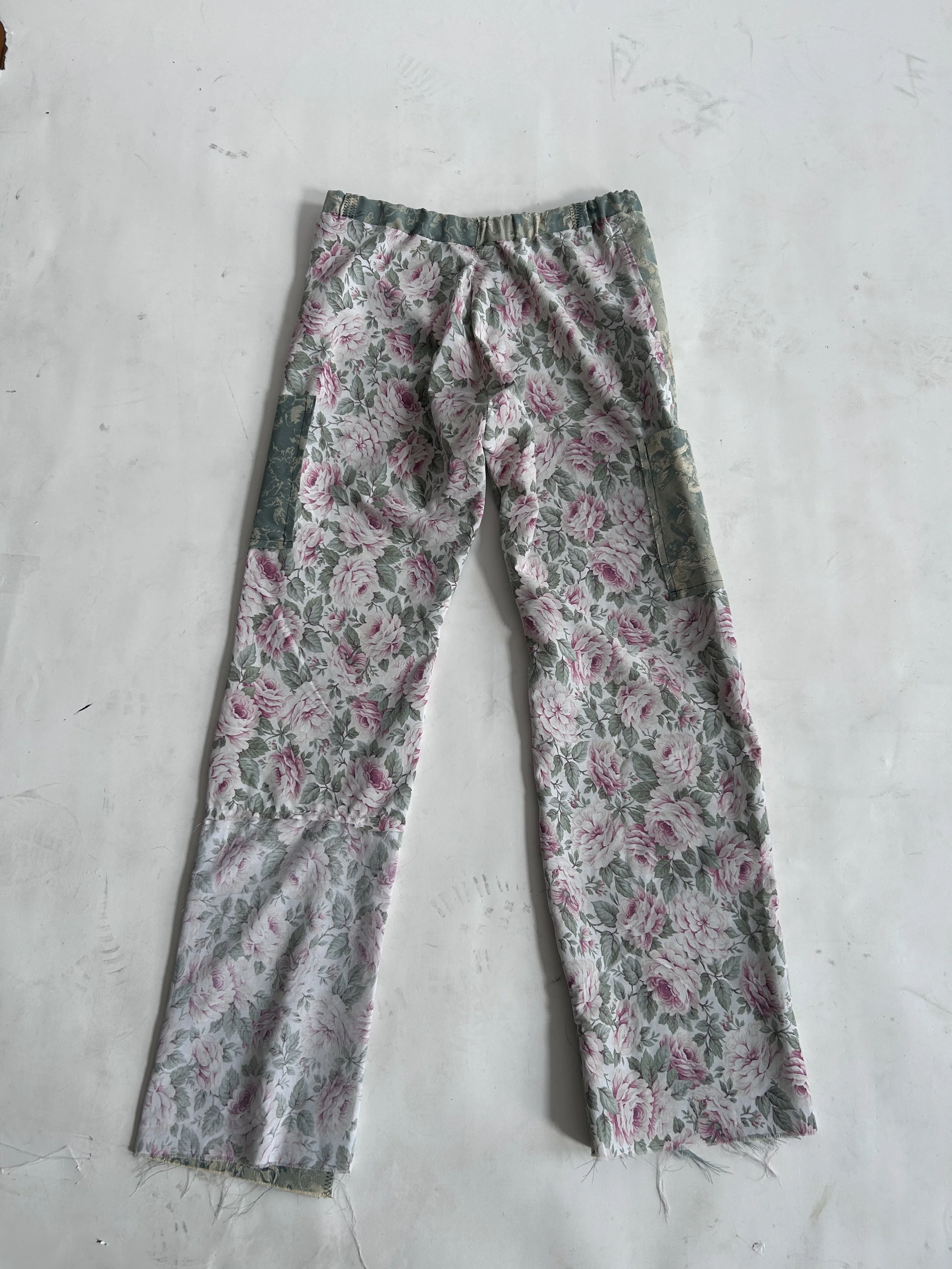 Bryce floral pant front IMG_1638.JPG
