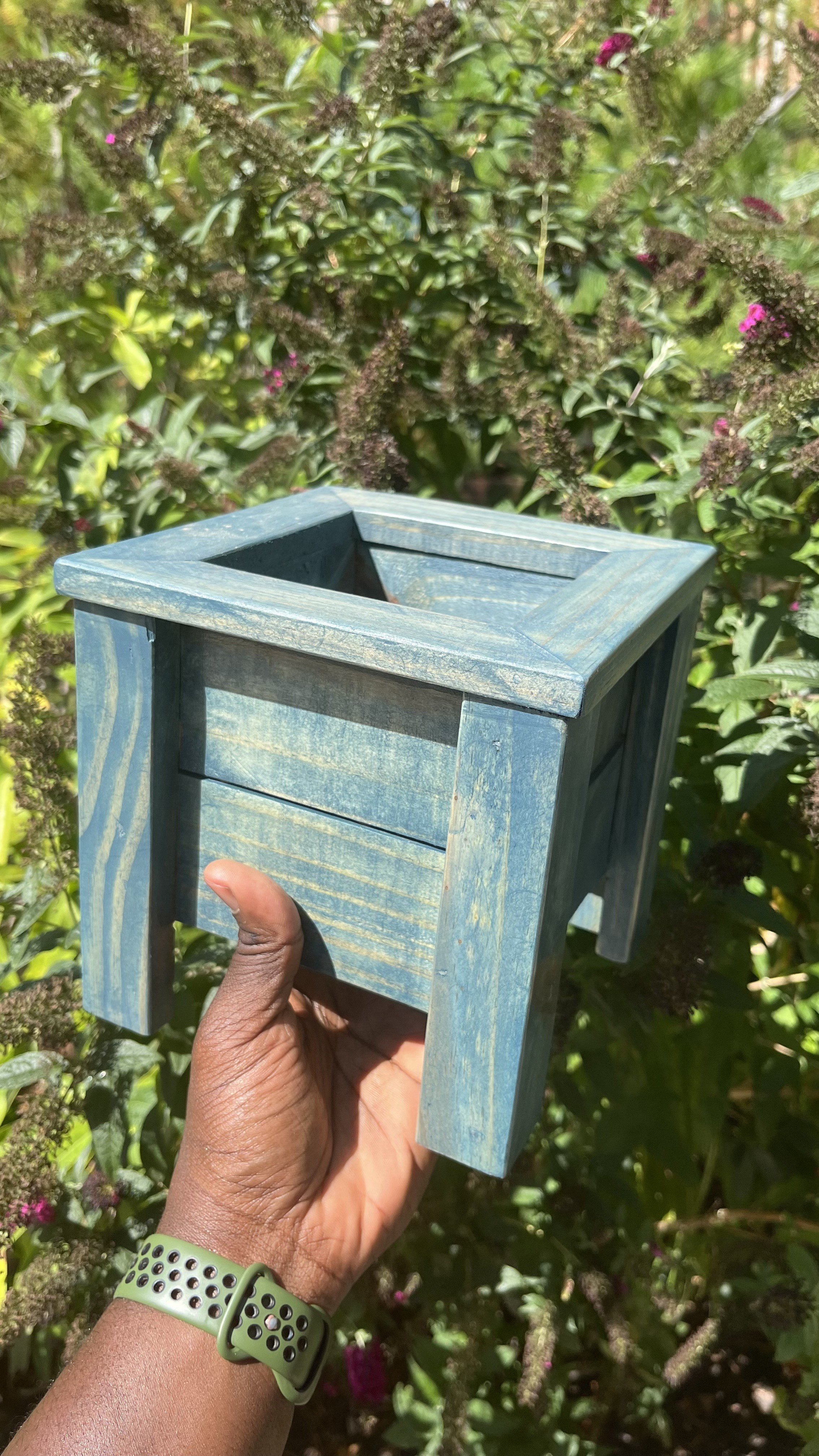 dashawn pale blue planter IMG_2979.jpeg