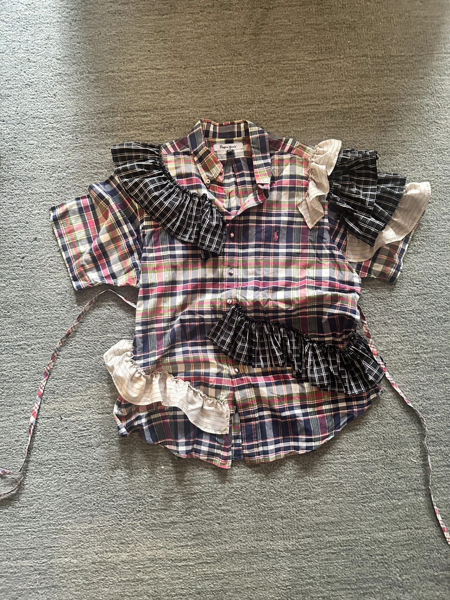 parron plaid top alone cd2264e9-960c-4b2d-8734-3acaae15a5f4.jpg