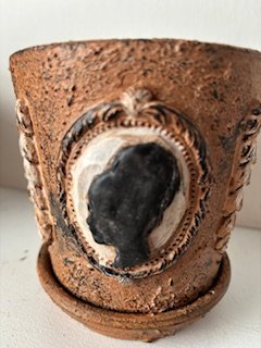 Upcycled Plant Pot Cameo Medallion