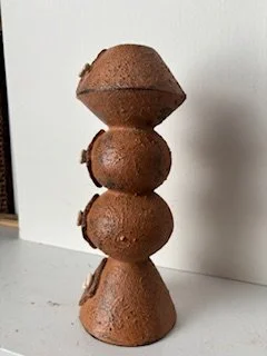 kitty candle back 3451caf2-a8c2-46b5-8153-4b9460043af1.jpg