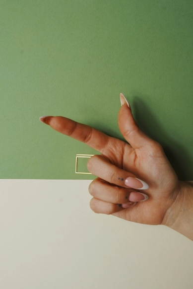 greece ring on.png