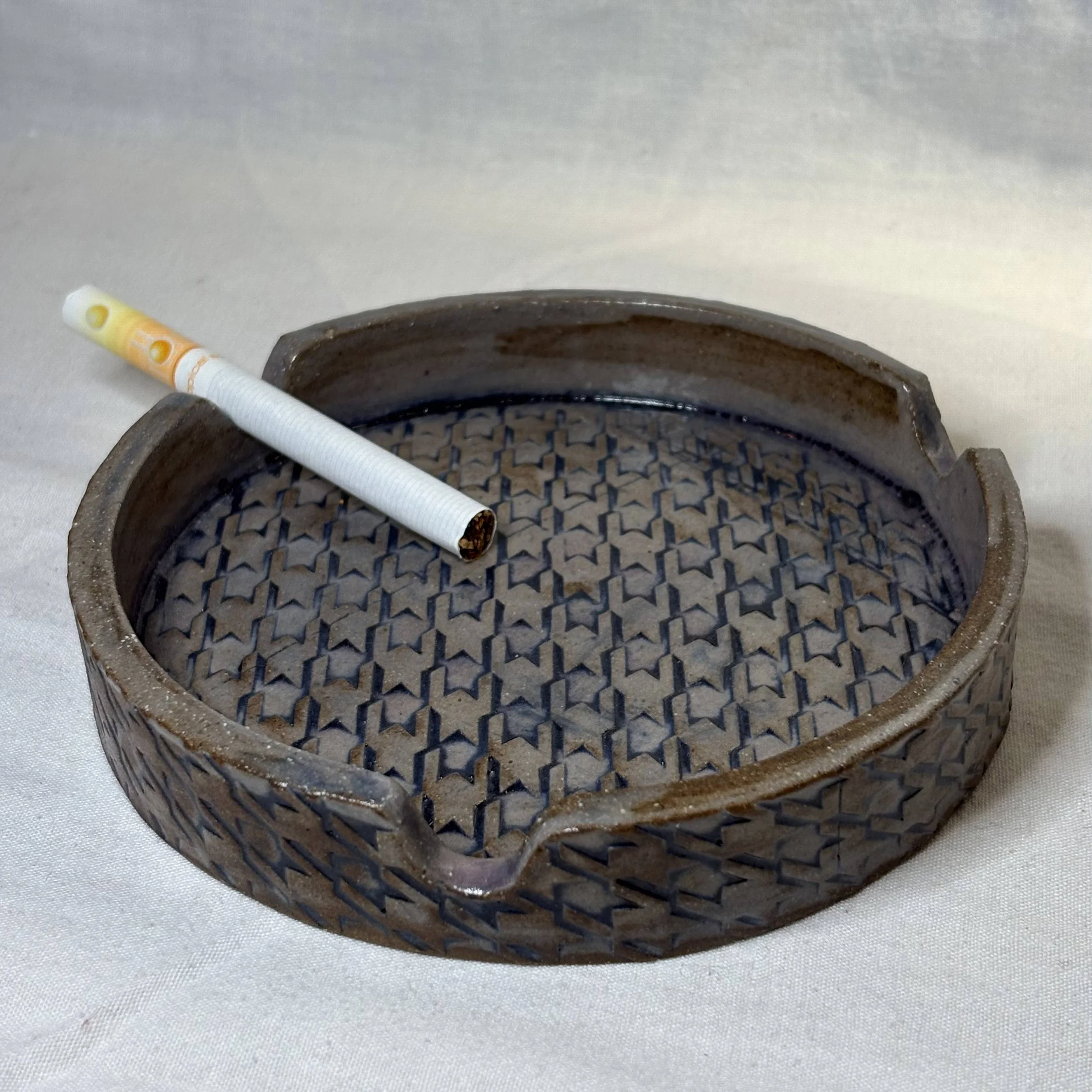 jewel ash with hounds cigg.jpg