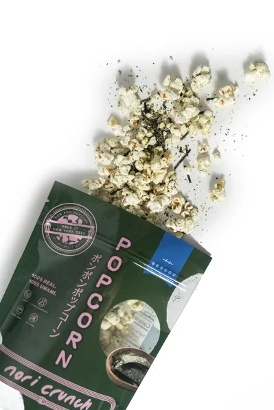 pom pom nori pour 0ae7fbf675311560ecd70946179c17f3e6fb3f3fbb55ac6907149790164decb9.webp